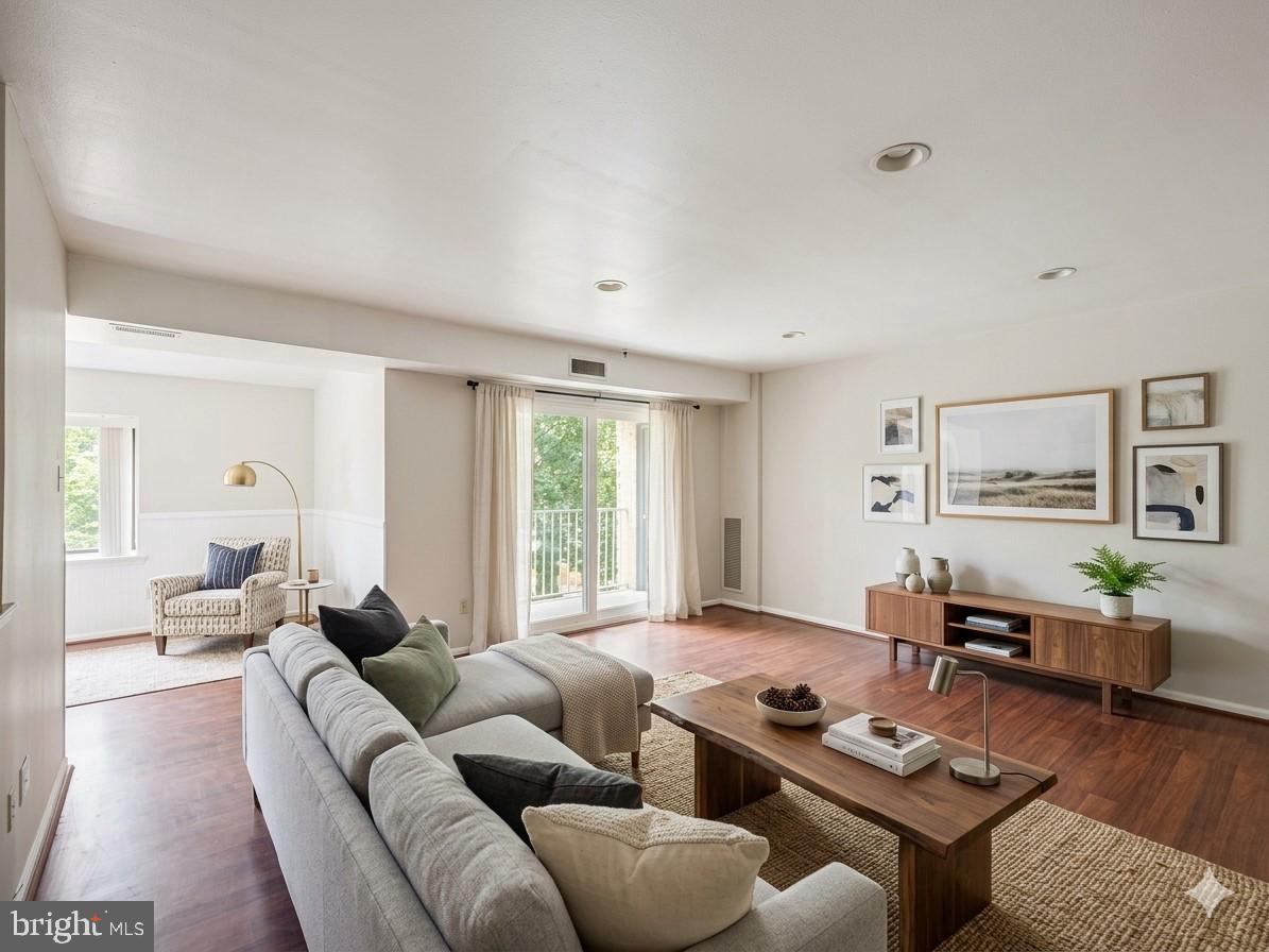 DELAIRE LANDING - Residential