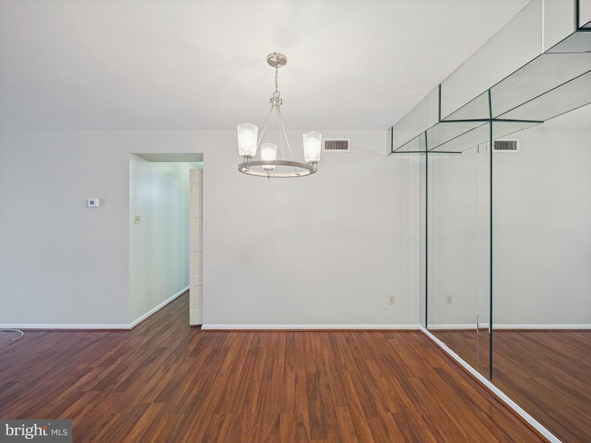 DELAIRE LANDING - Residential