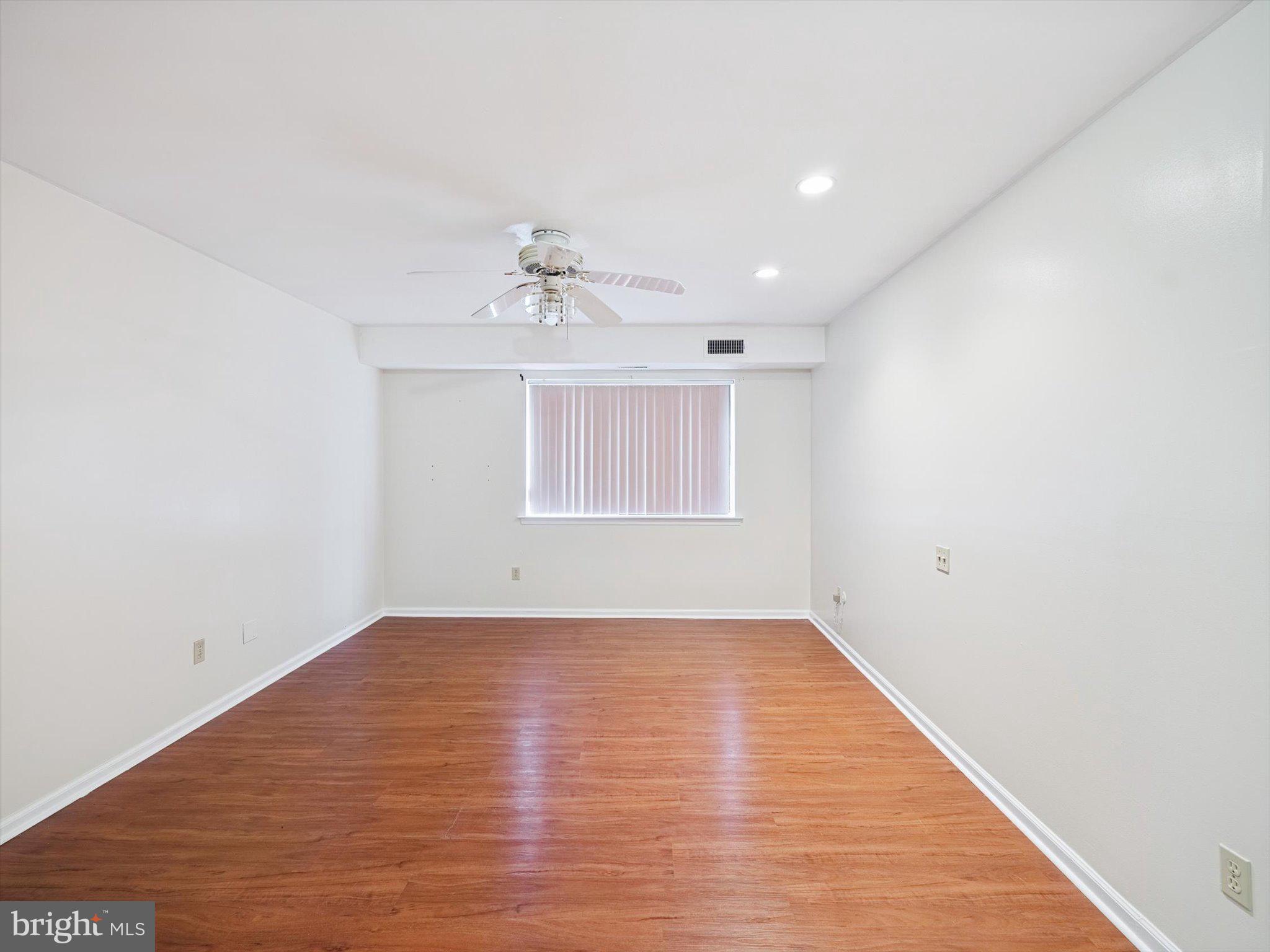 DELAIRE LANDING - Residential