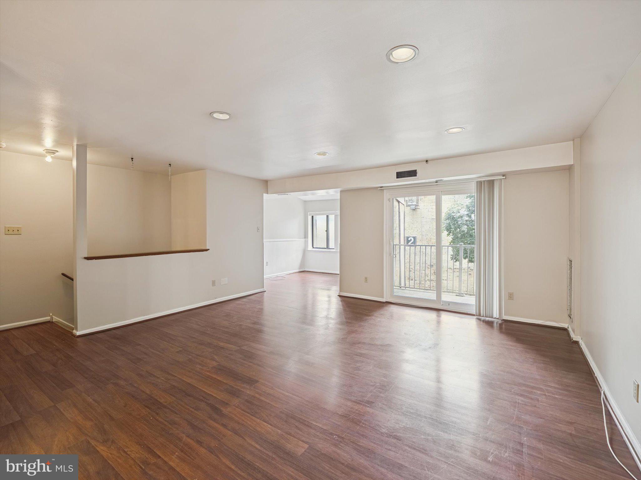 DELAIRE LANDING - Residential