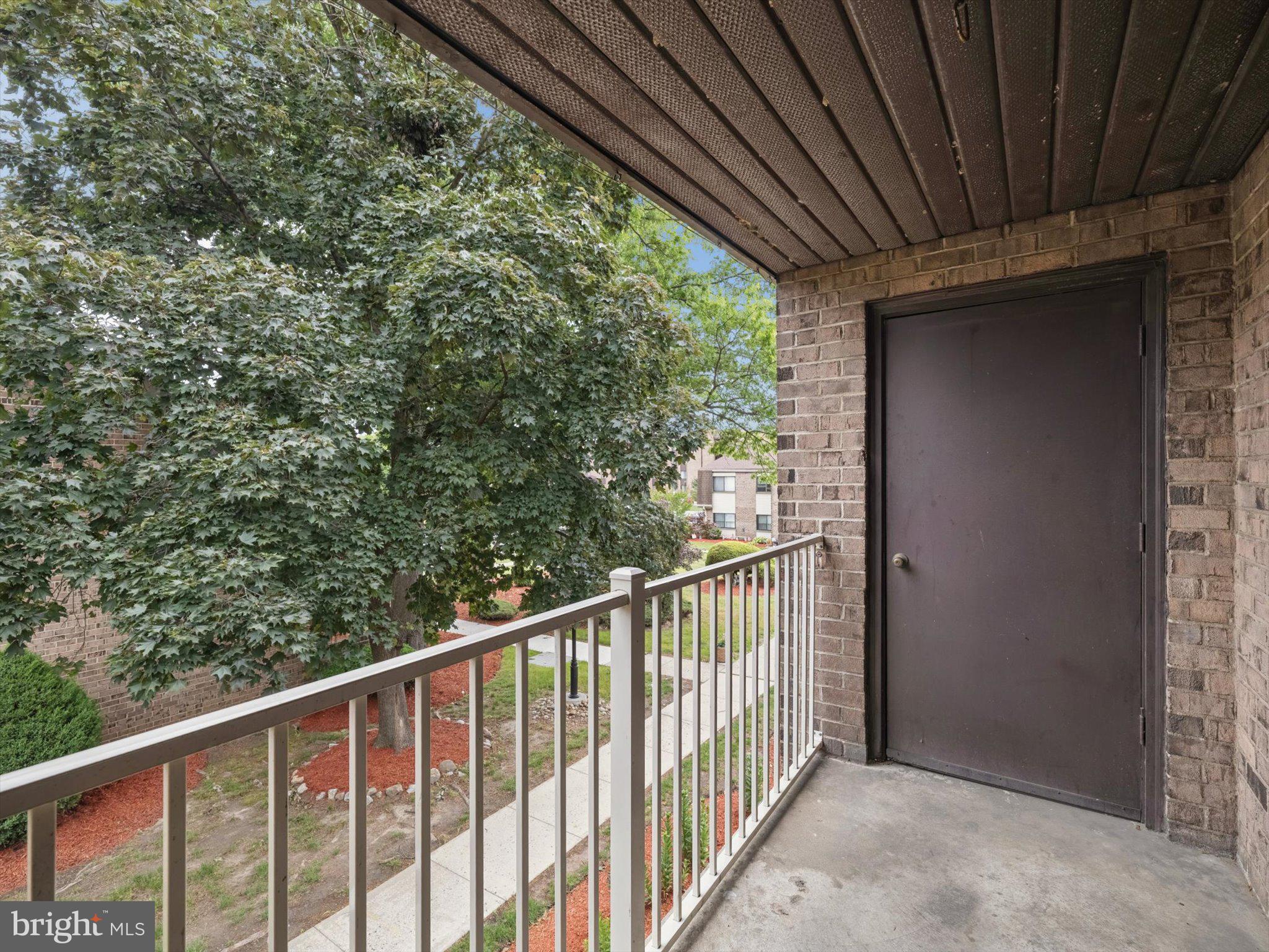 DELAIRE LANDING - Residential