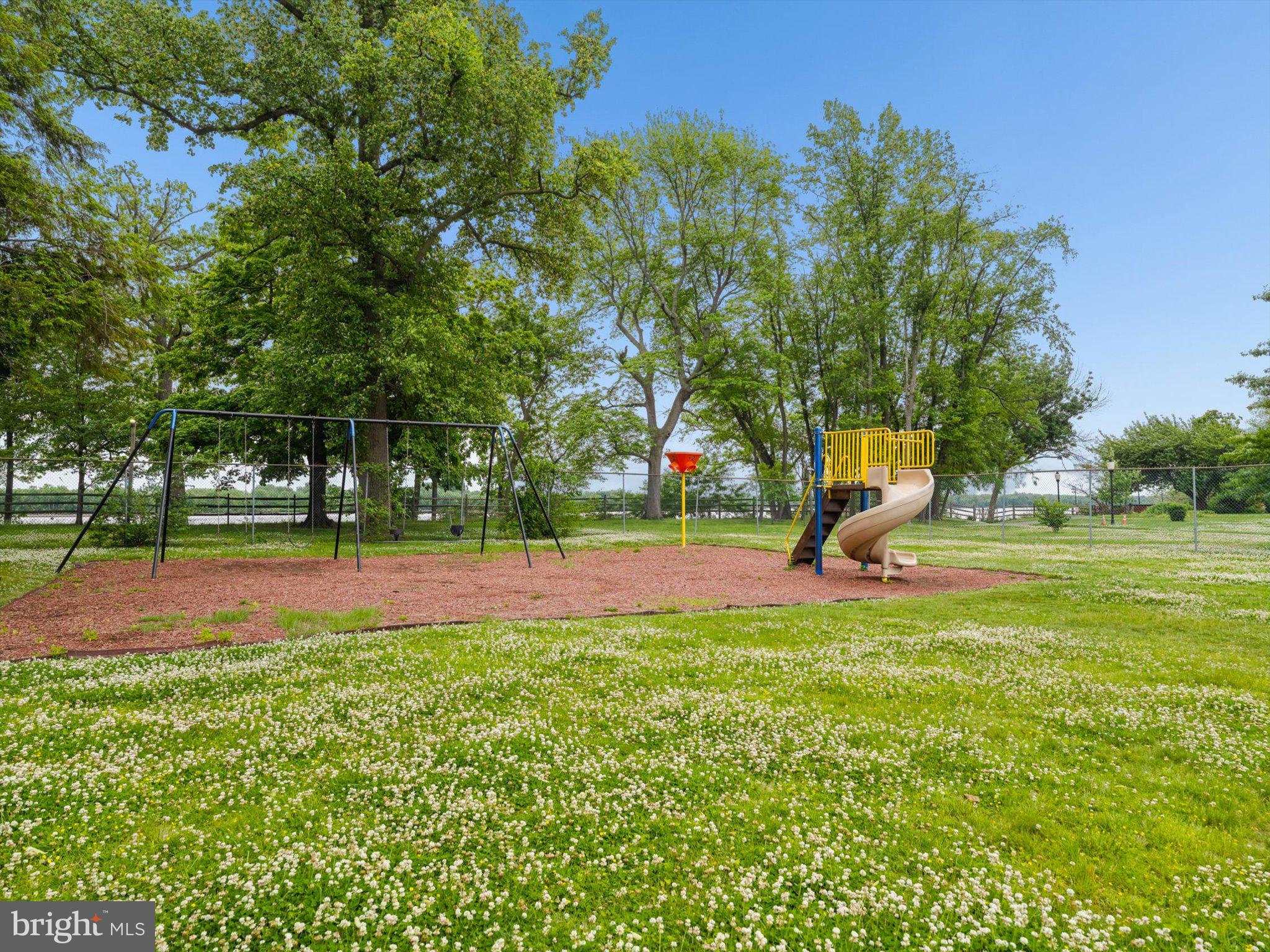DELAIRE LANDING - Residential