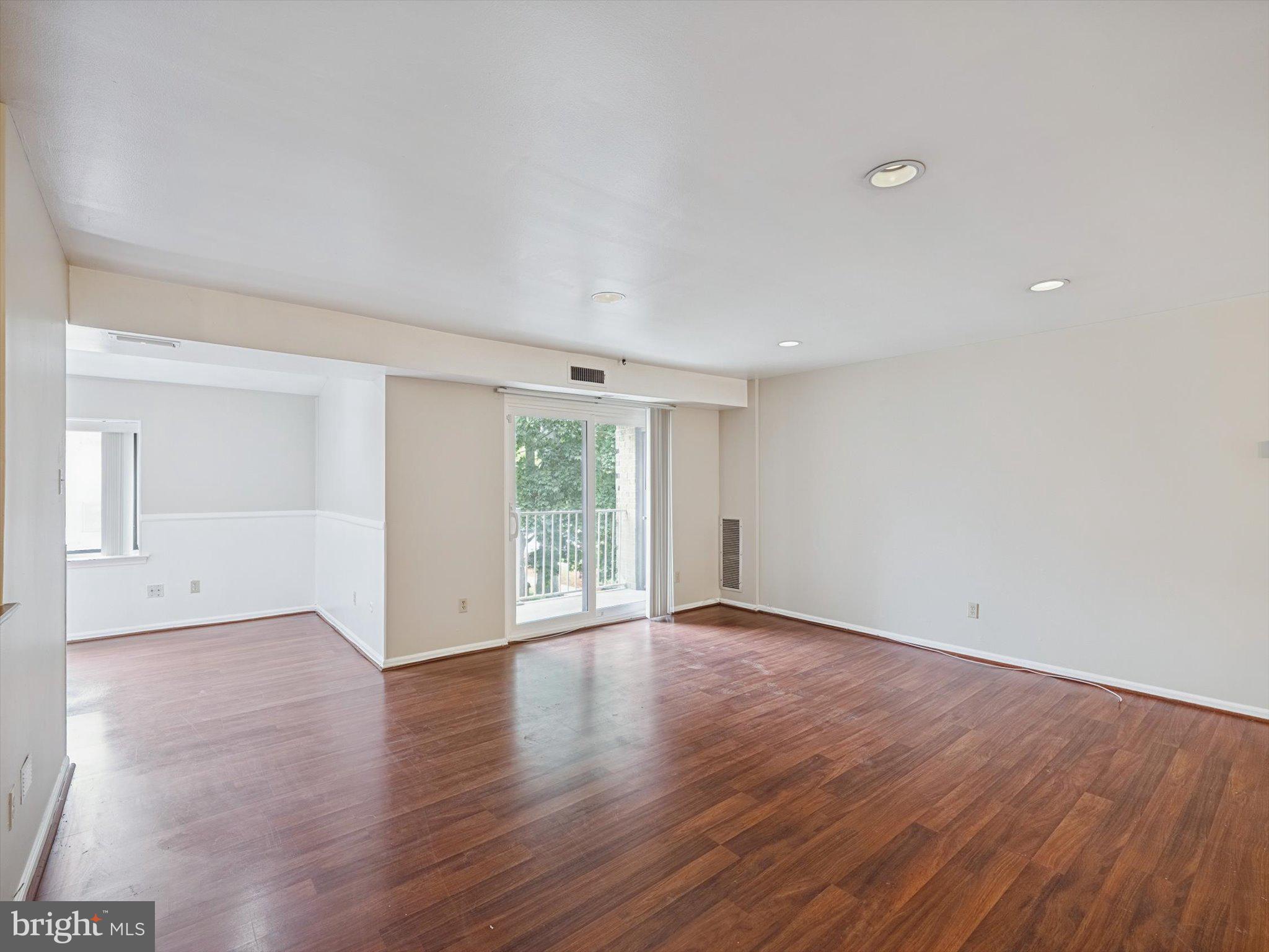 DELAIRE LANDING - Residential