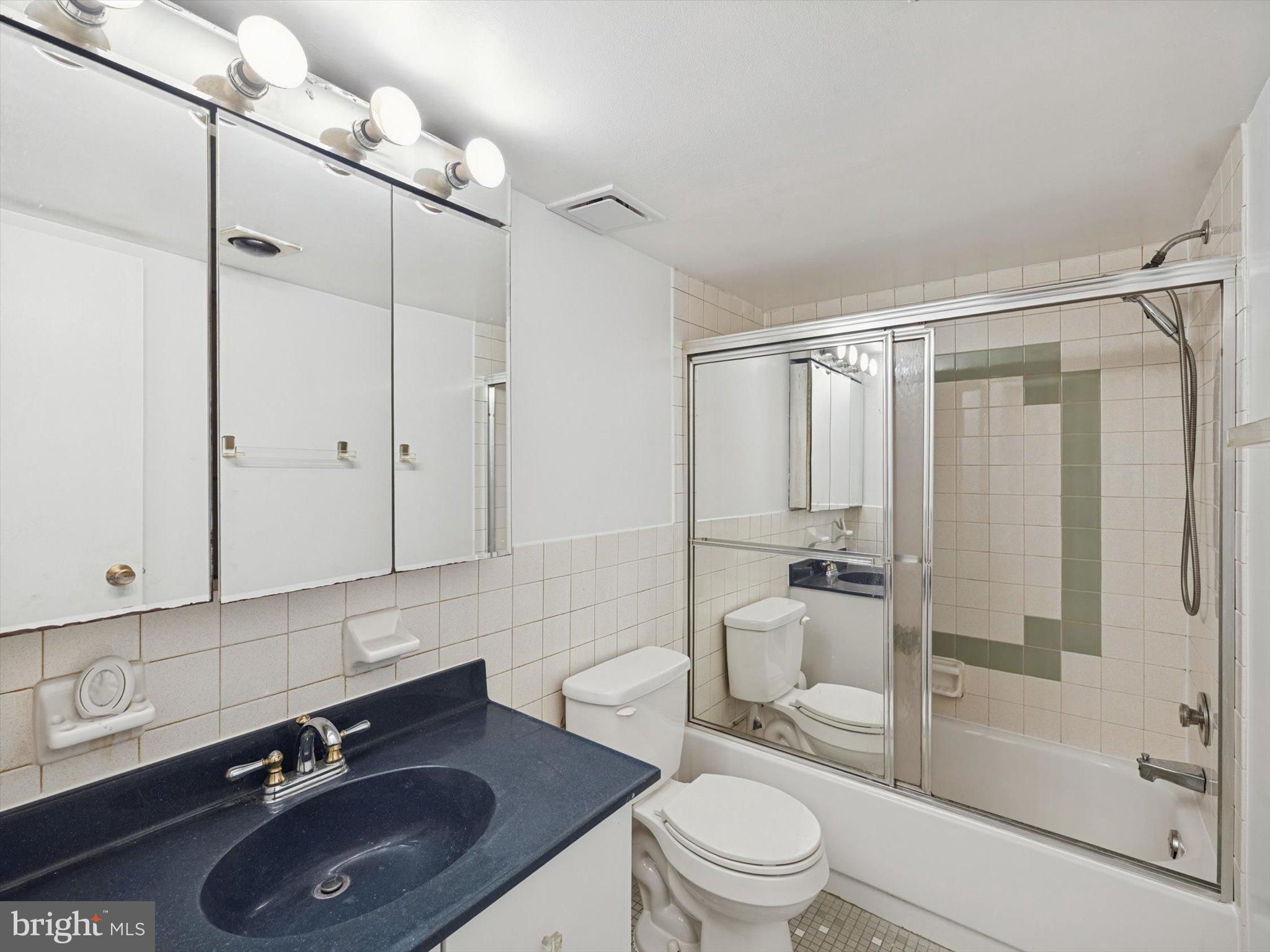 DELAIRE LANDING - Residential