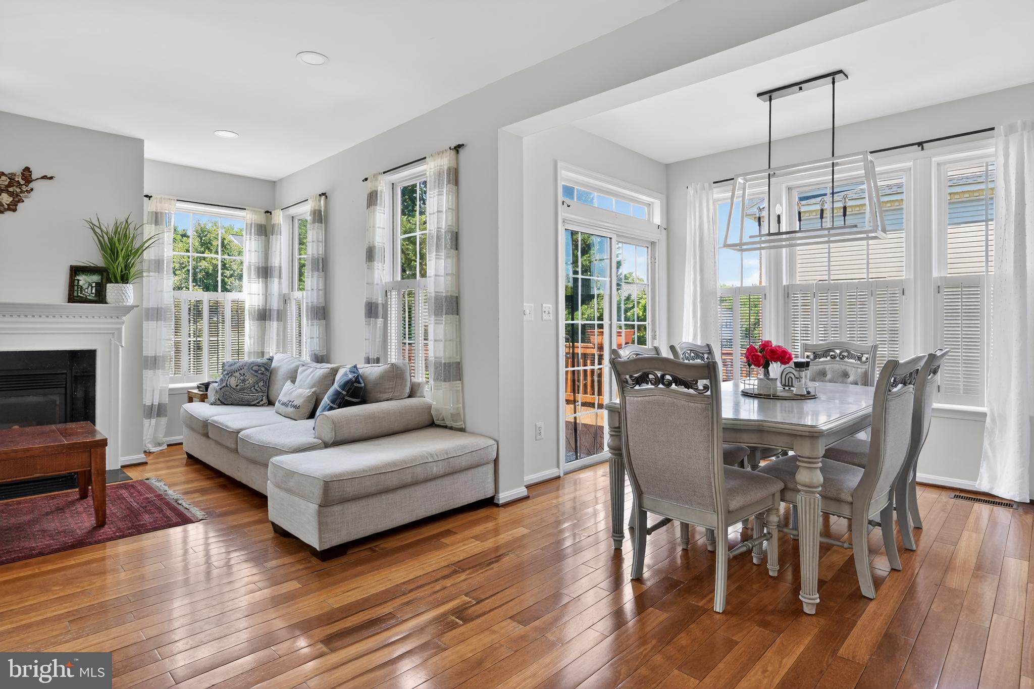 EDWARDS LANDING - Residential