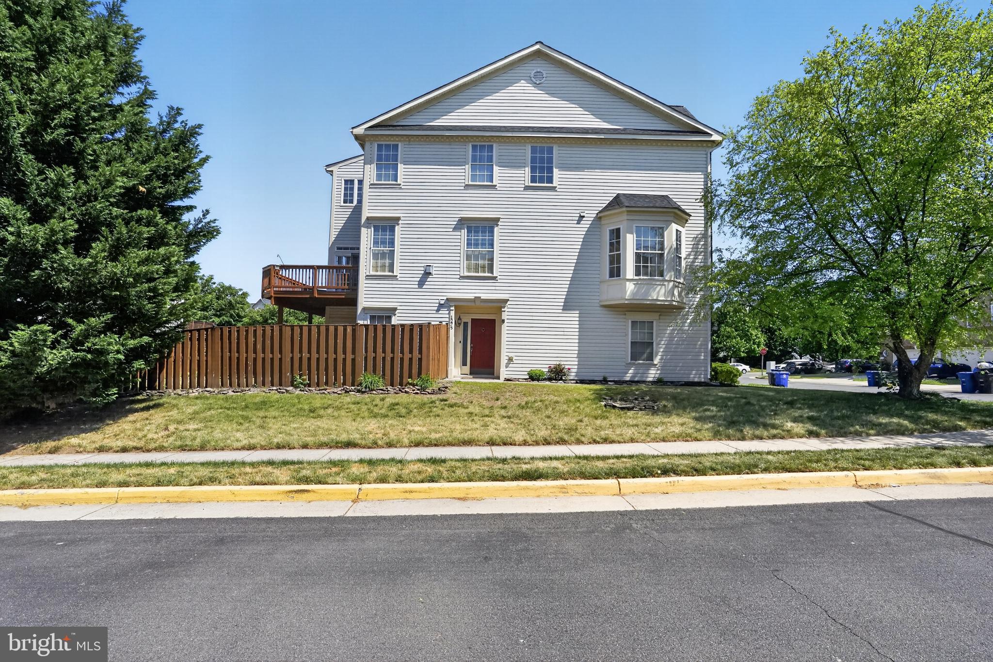 EDWARDS LANDING - Residential