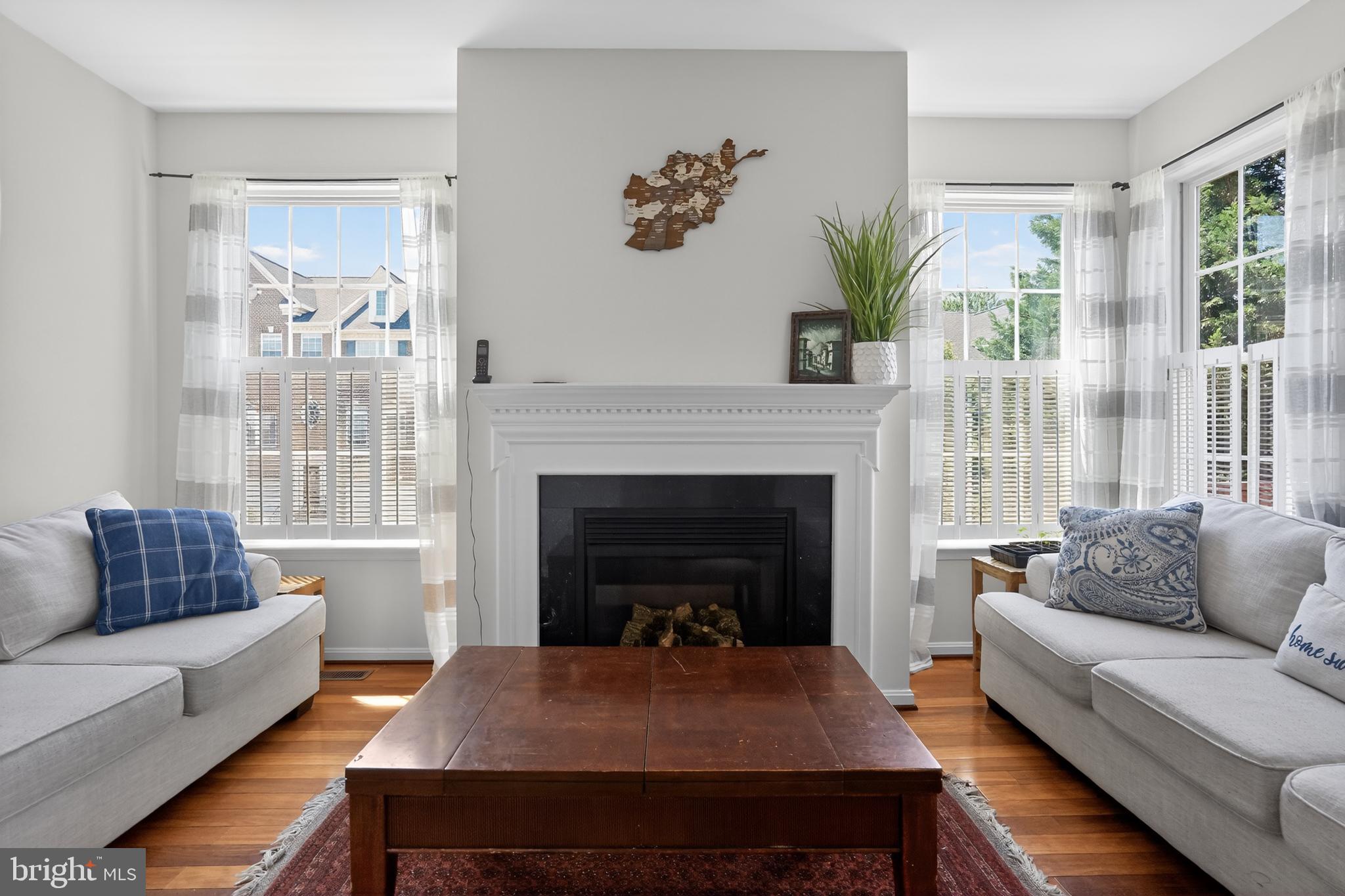 EDWARDS LANDING - Residential
