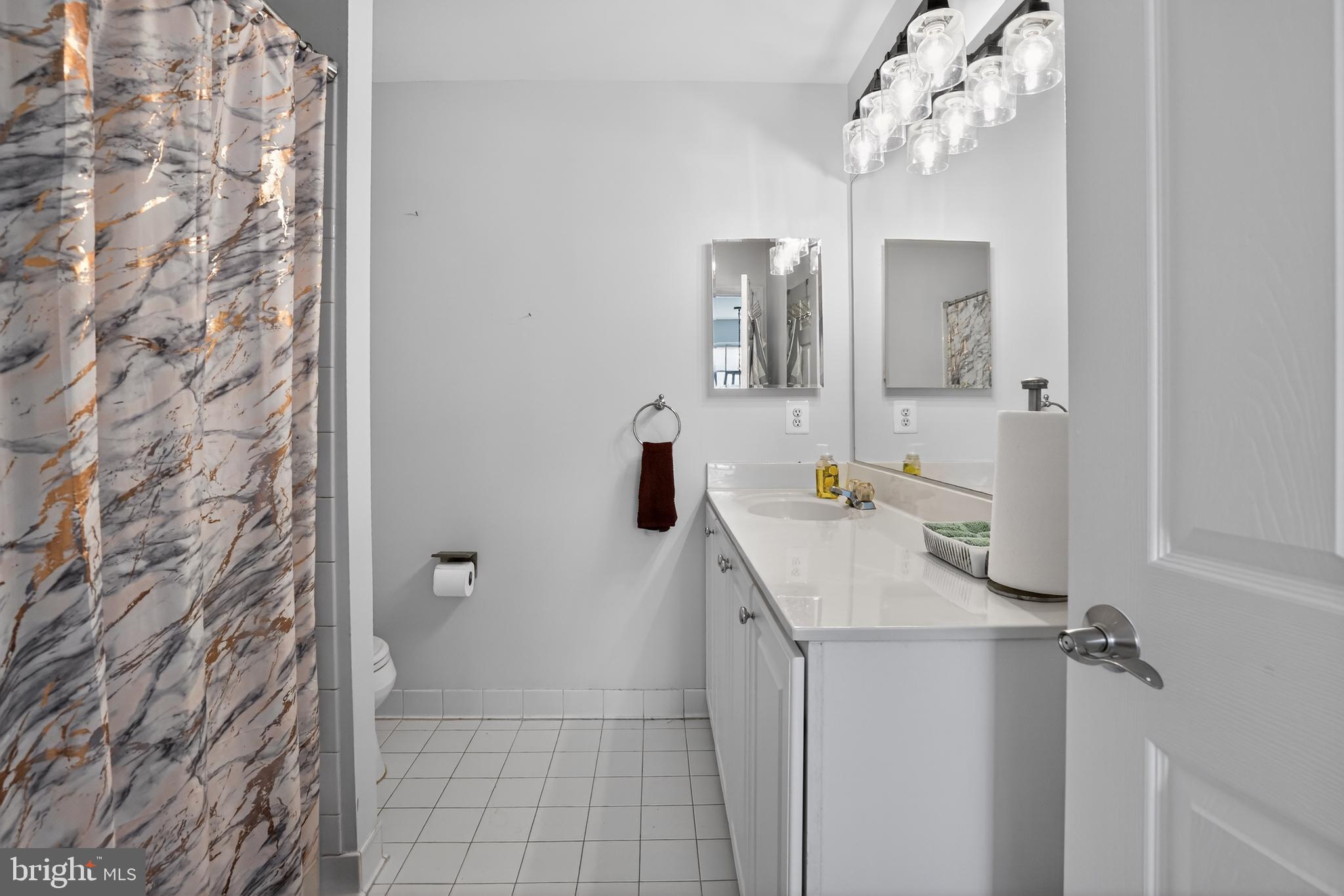 EDWARDS LANDING - Residential
