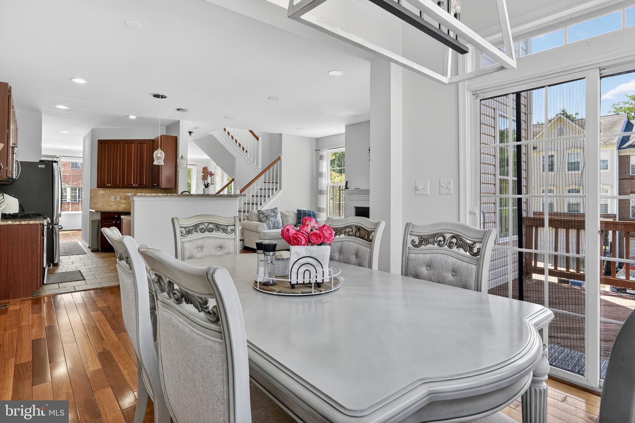 EDWARDS LANDING - Residential