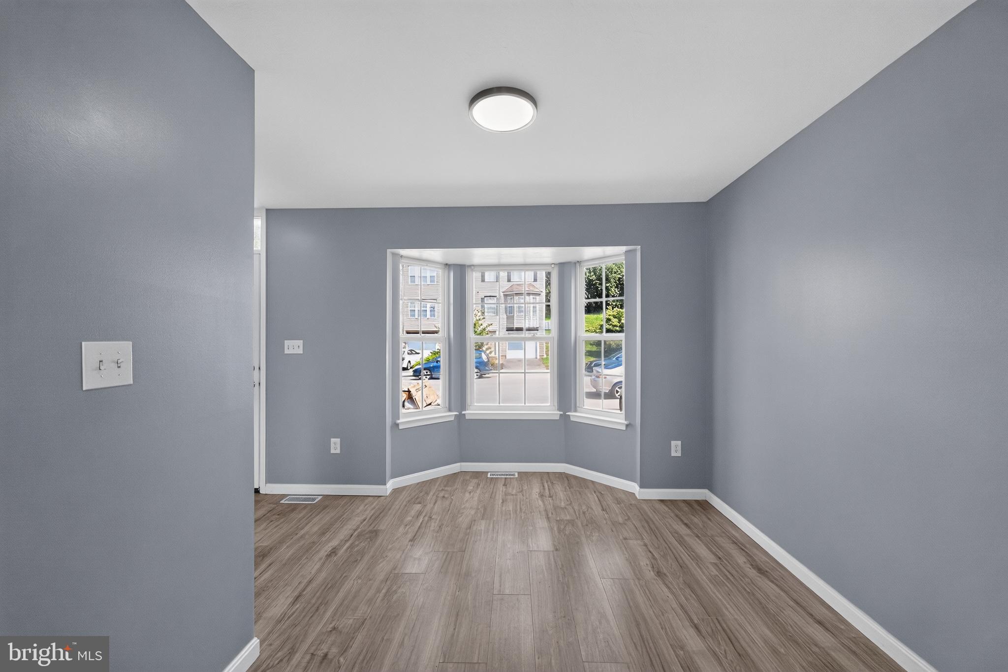 MILLERSVILLE - Residential