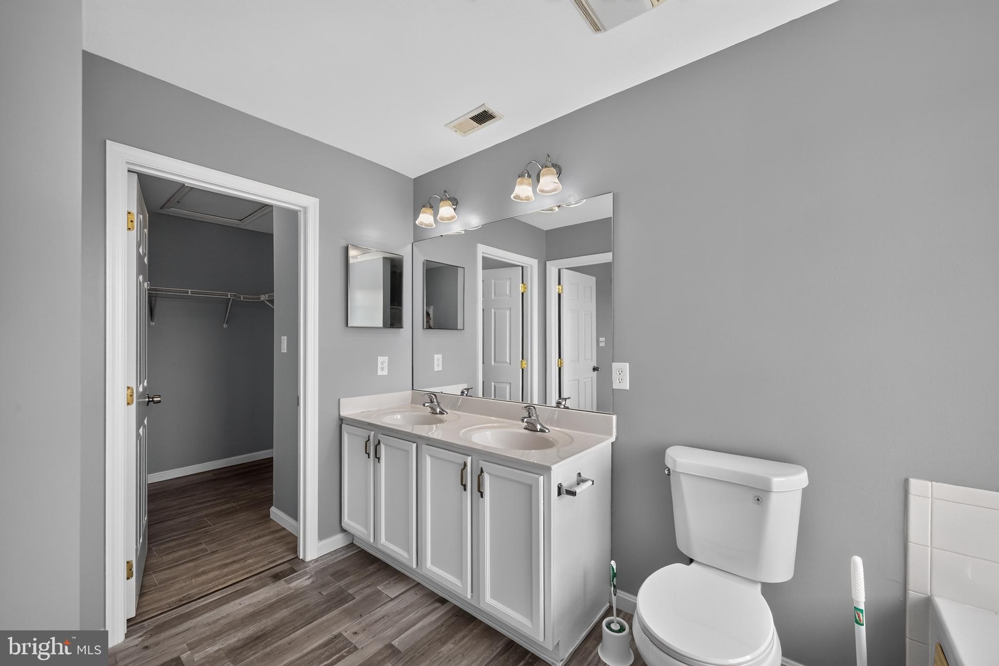 MILLERSVILLE - Residential