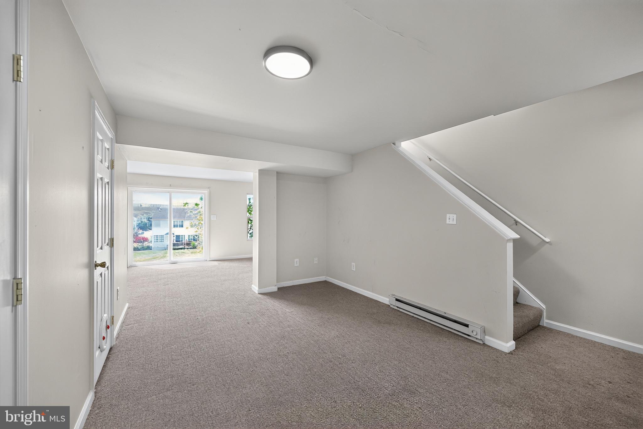 MILLERSVILLE - Residential