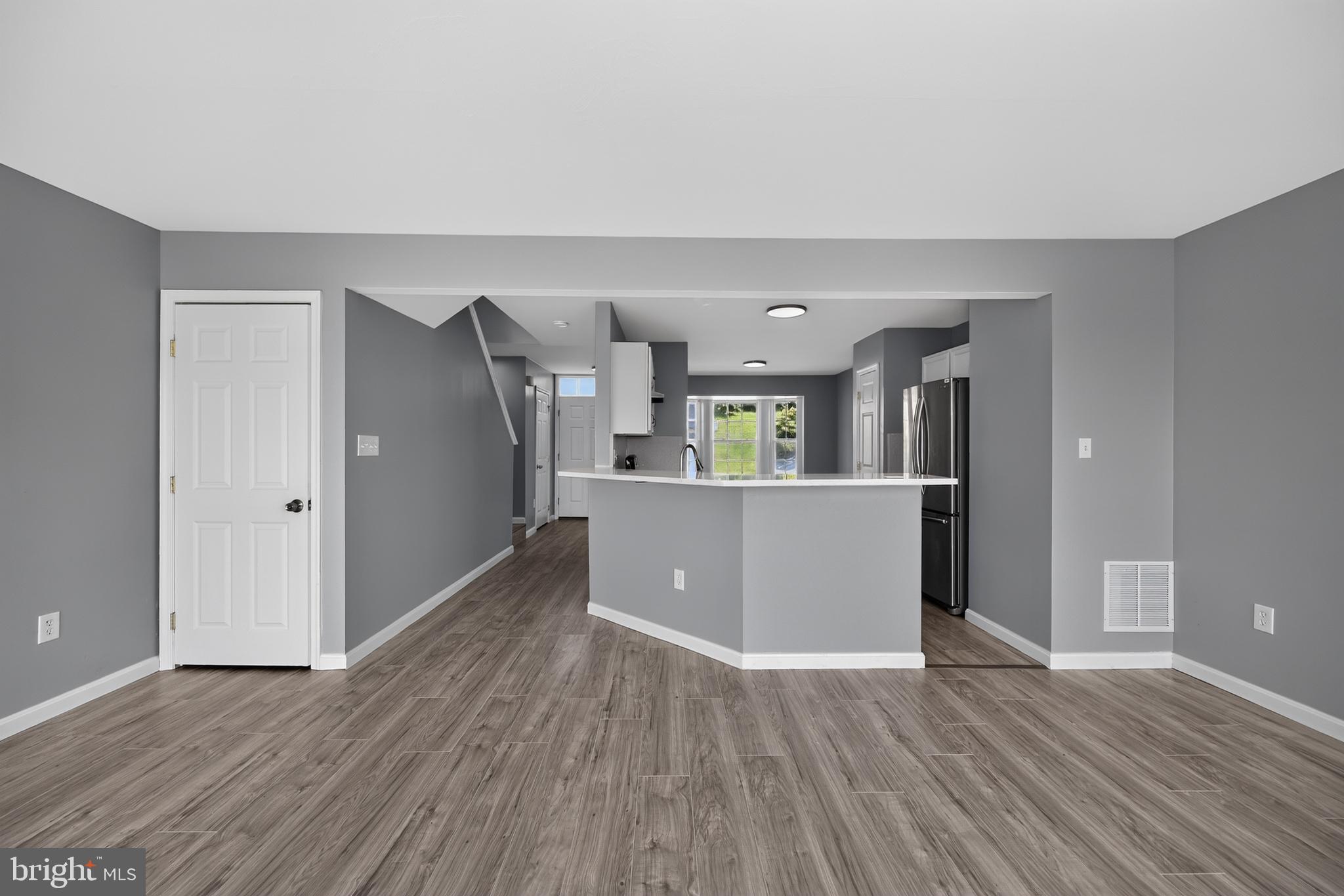 MILLERSVILLE - Residential