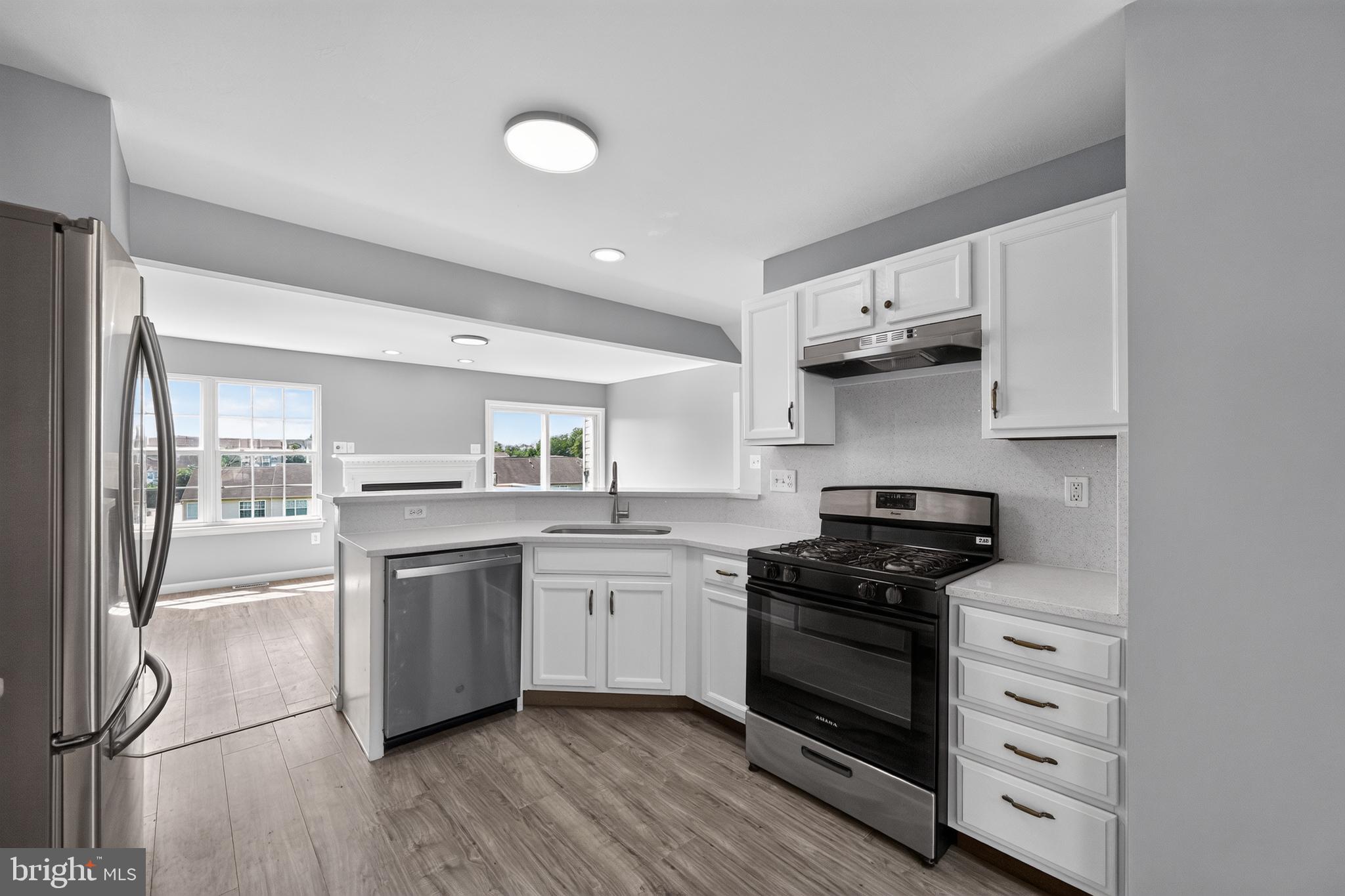 MILLERSVILLE - Residential