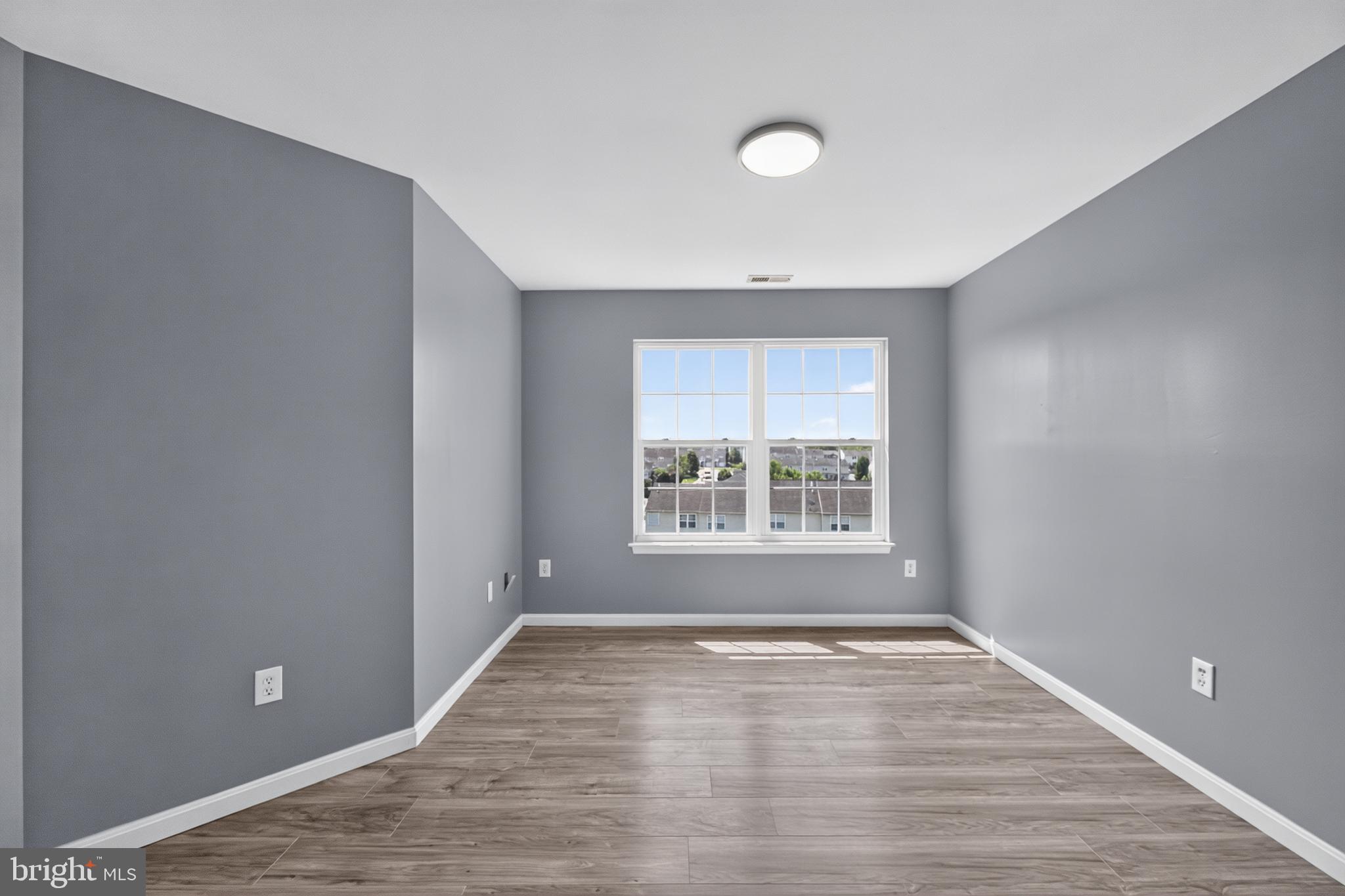 MILLERSVILLE - Residential