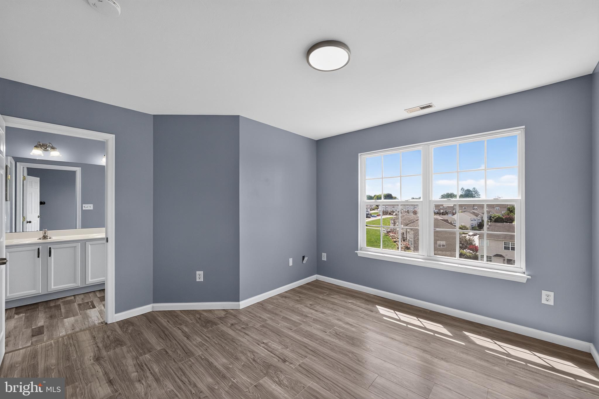 MILLERSVILLE - Residential