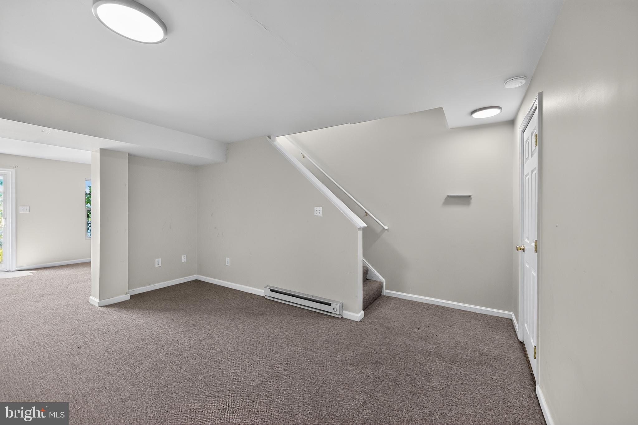 MILLERSVILLE - Residential