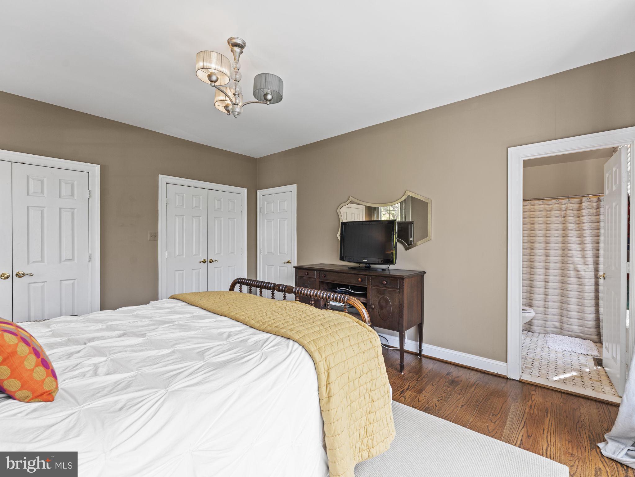 GLEN HILLS - Residential