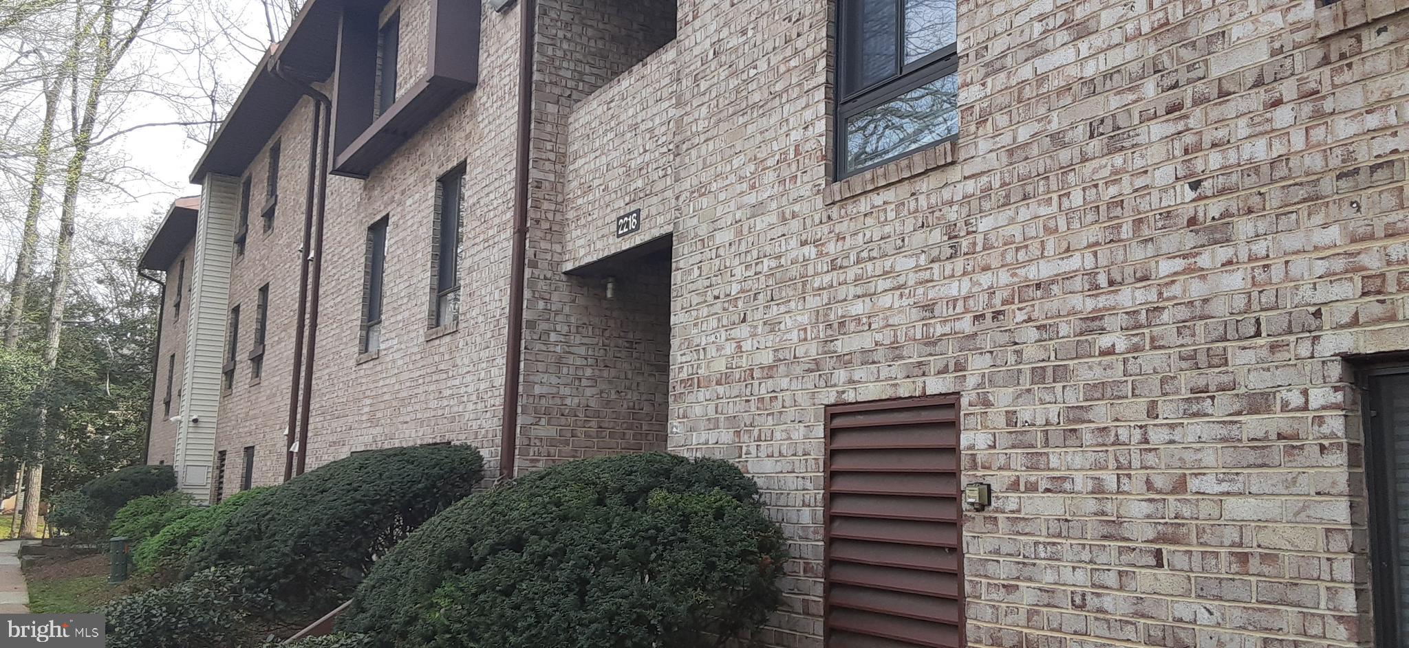 Welcome Home to your 3 Bedroom and 2 Full Bathroom condo. This community is known for it's great location, amenities.  Reston Town Center is a few miles away to enjoy shopping and dining.
Hunter Woods, Meadowlark Botanical Gardens, Fairfax County Park, and Wolftrap Stream Valley Park are the parks to enjoy.
Shadowood is near Washington DC,  express bus stops, Dulles International Airport, and the new Wiehle Metro Station. Condo is in need of TLC. Discounted sales price reflects the allowance for the TLC.