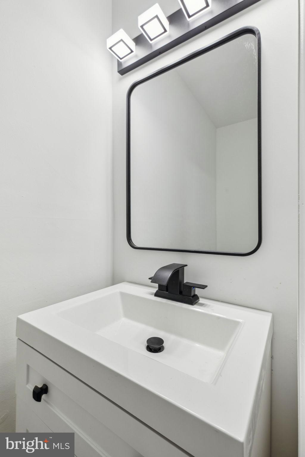 POINT BREEZE - Residential Lease