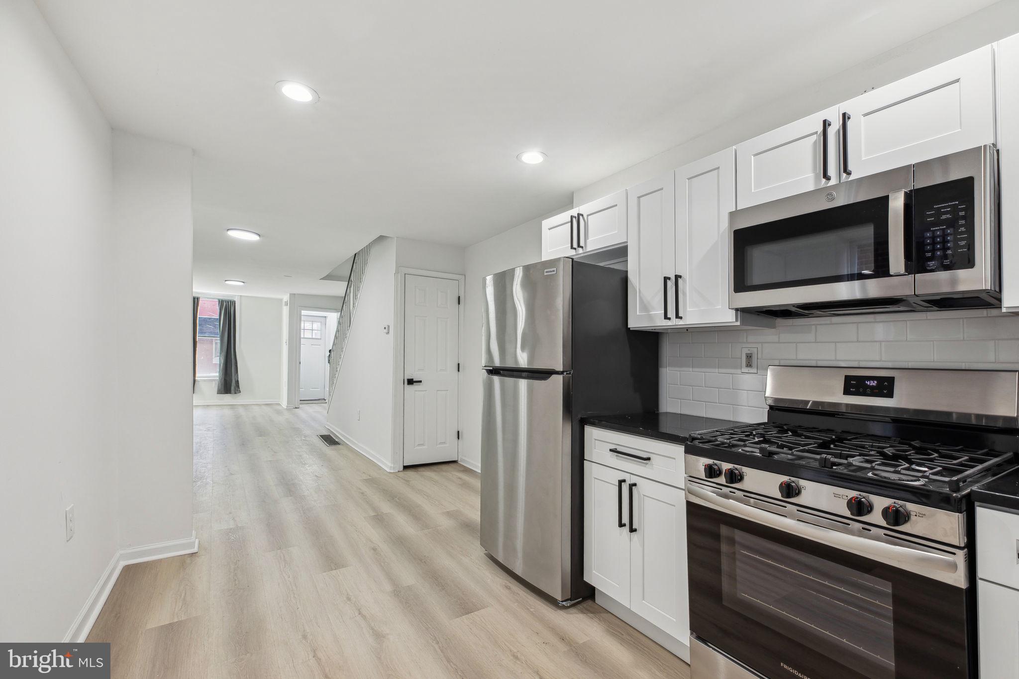 POINT BREEZE - Residential Lease