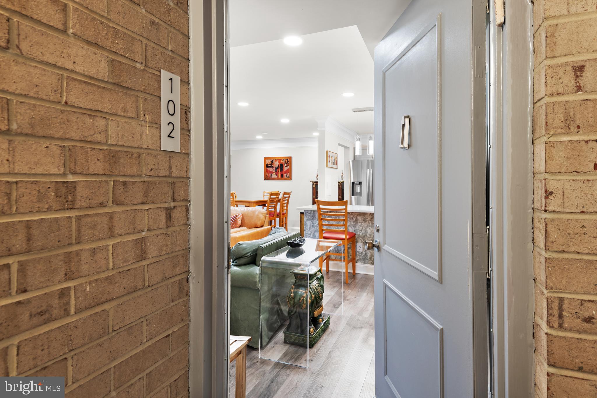 AMERICANA CENTRE - Residential