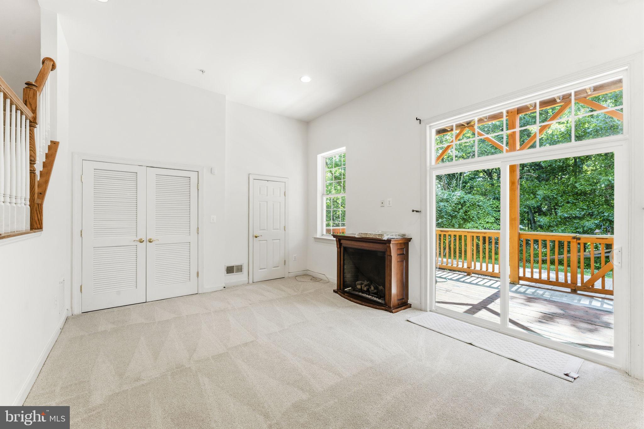 GREENCASTLE TOWNS - Residential