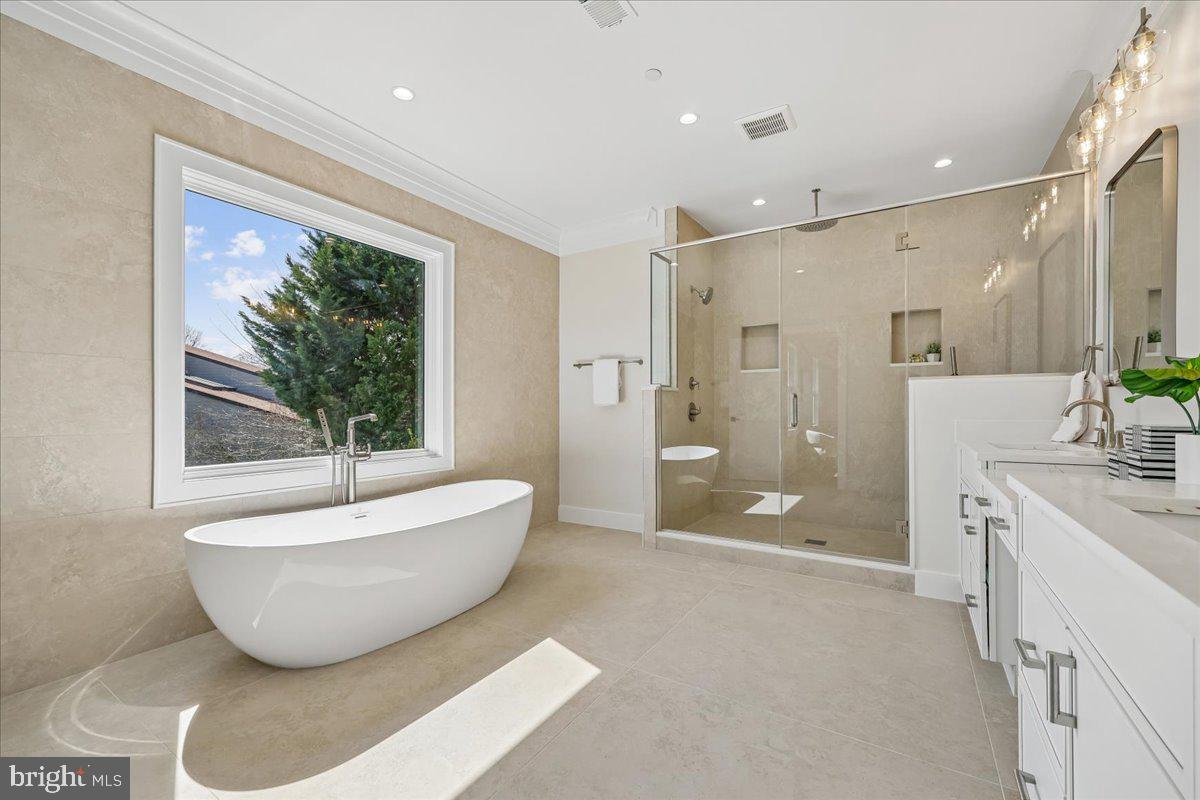 GARRETT PARK ESTATES - Residential