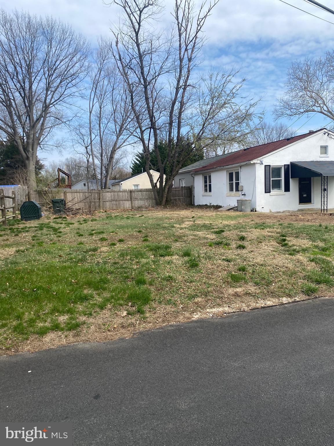 GARDEN CITY - Residential
