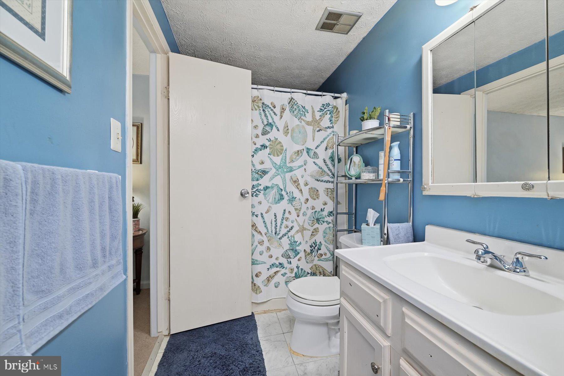 SILVER SPRING CNTRY CLUB - Residential
