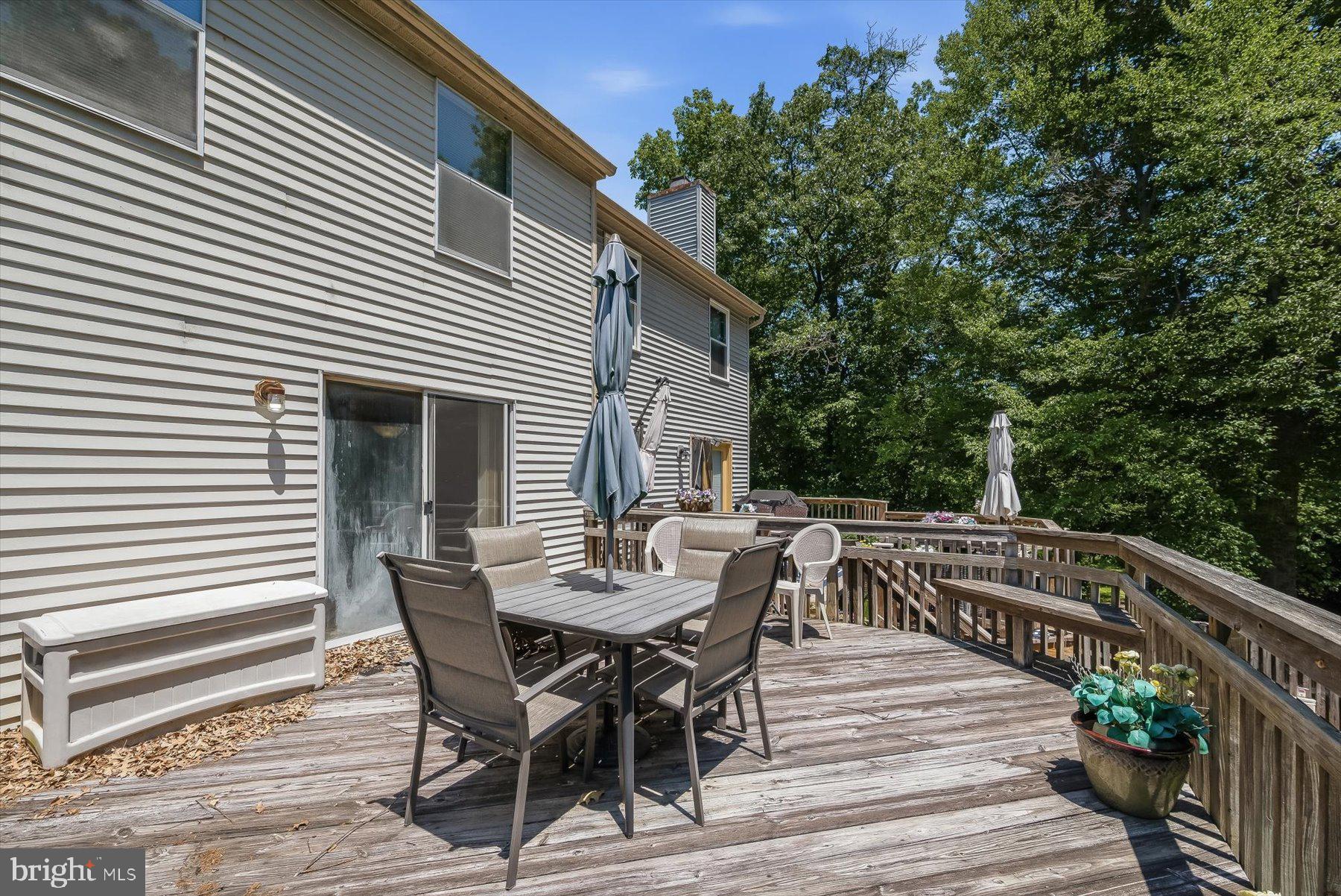 SILVER SPRING CNTRY CLUB - Residential