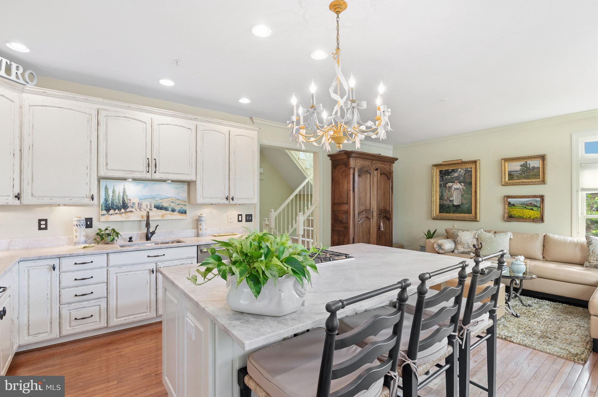 AMBERWOOD - Residential