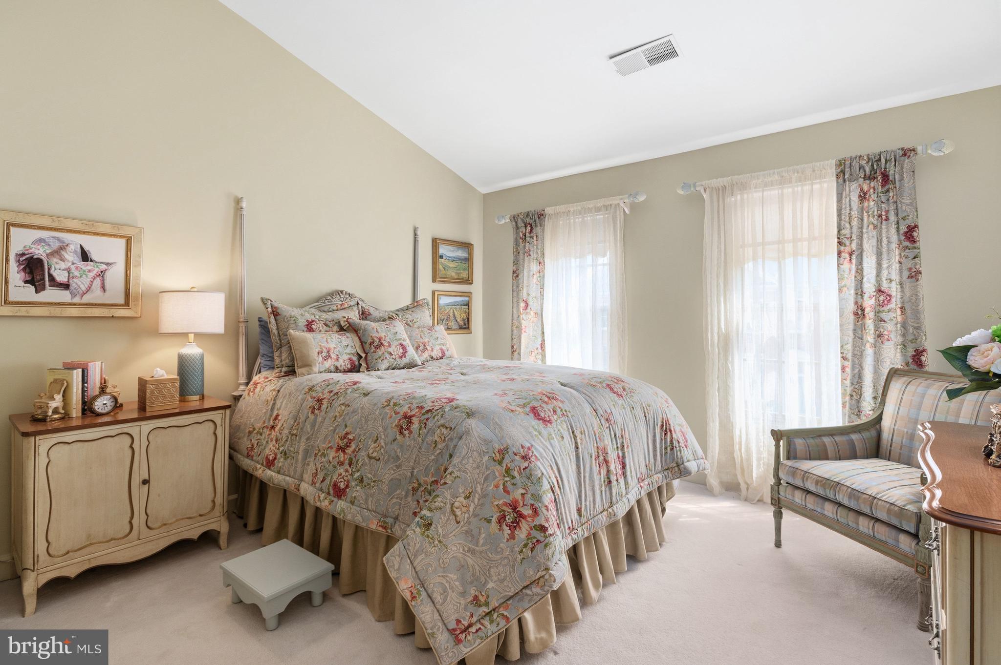 AMBERWOOD - Residential
