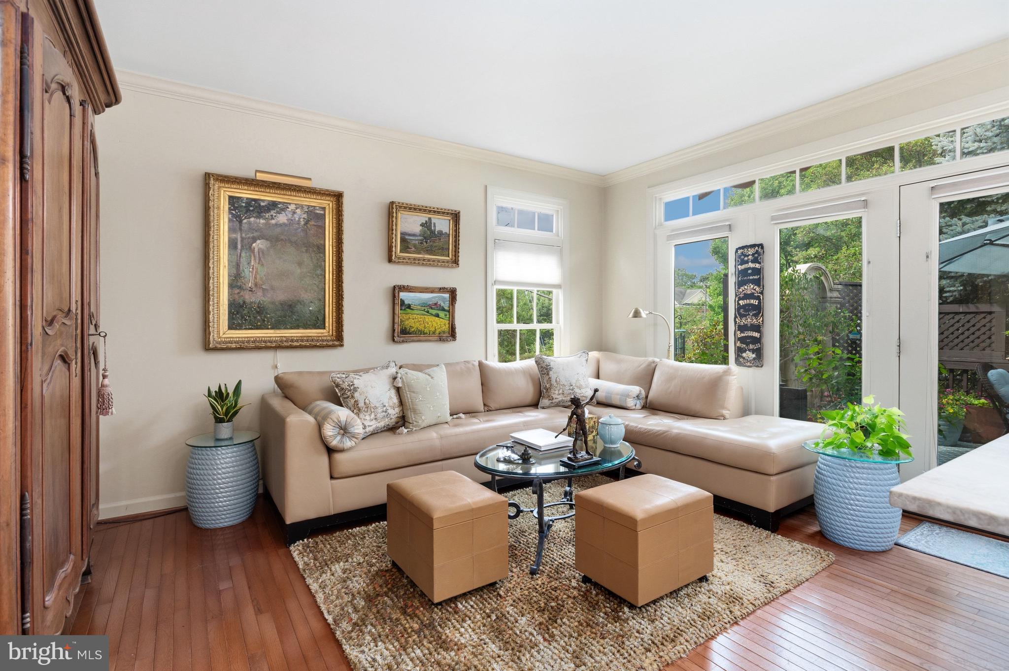 AMBERWOOD - Residential