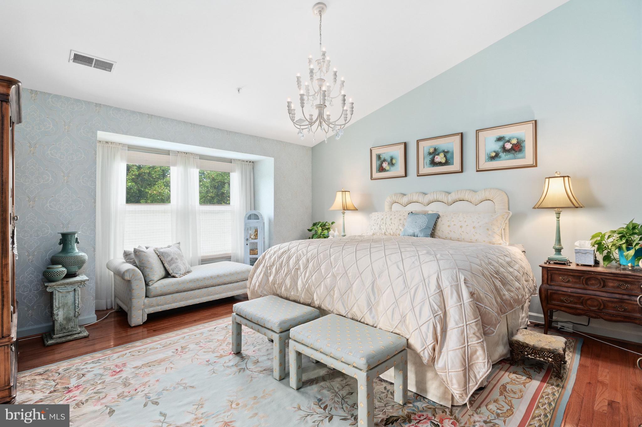AMBERWOOD - Residential