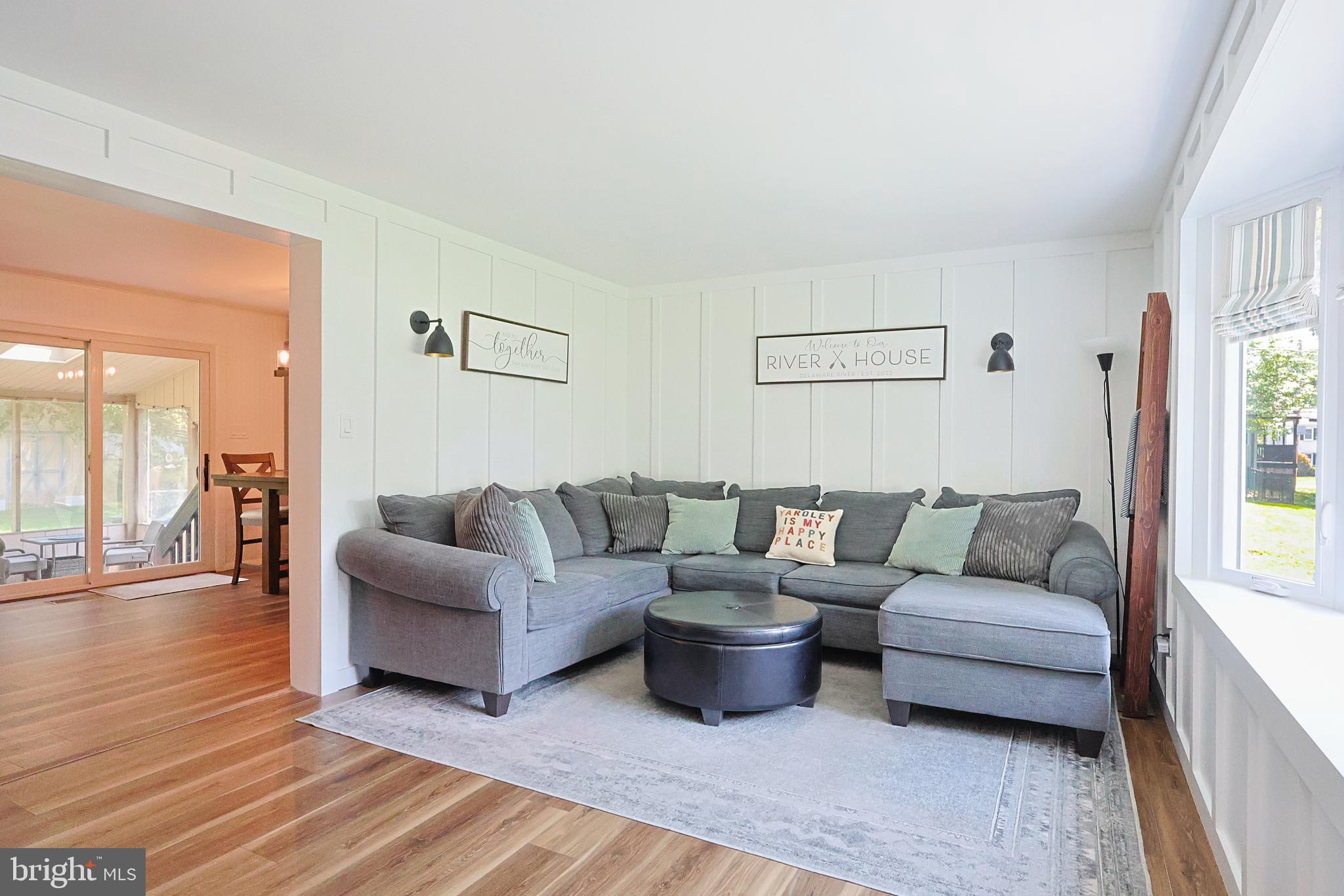 YARDLEY TERR - Residential