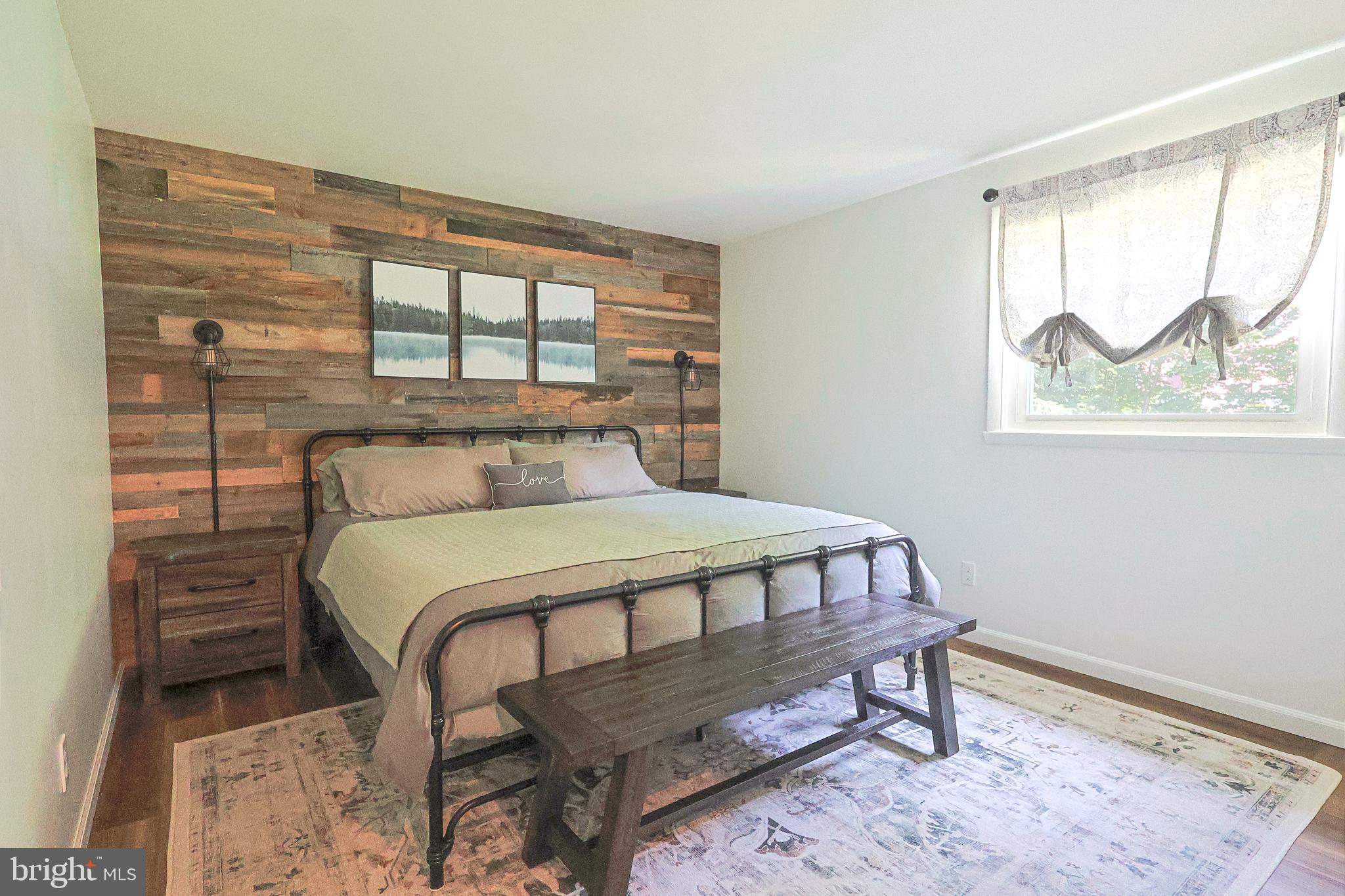 YARDLEY TERR - Residential