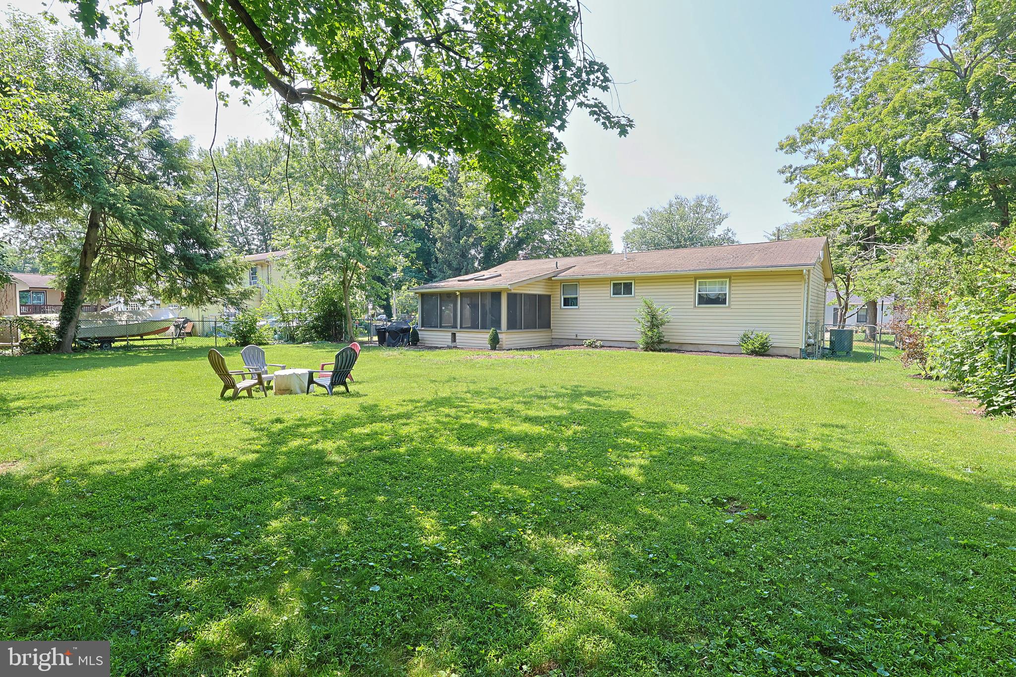 YARDLEY TERR - Residential
