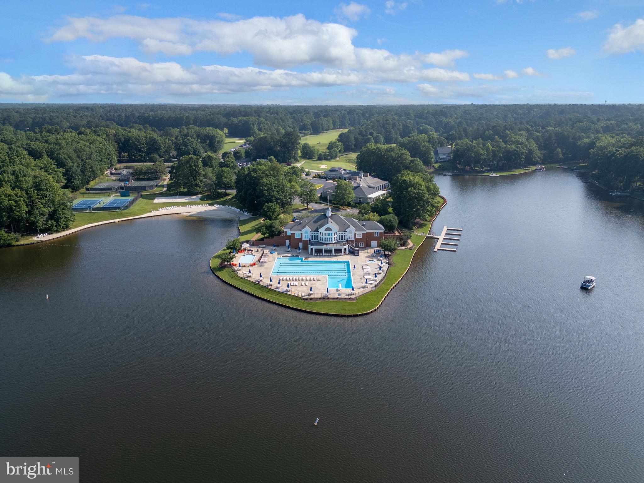 FAWN LAKE - Residential