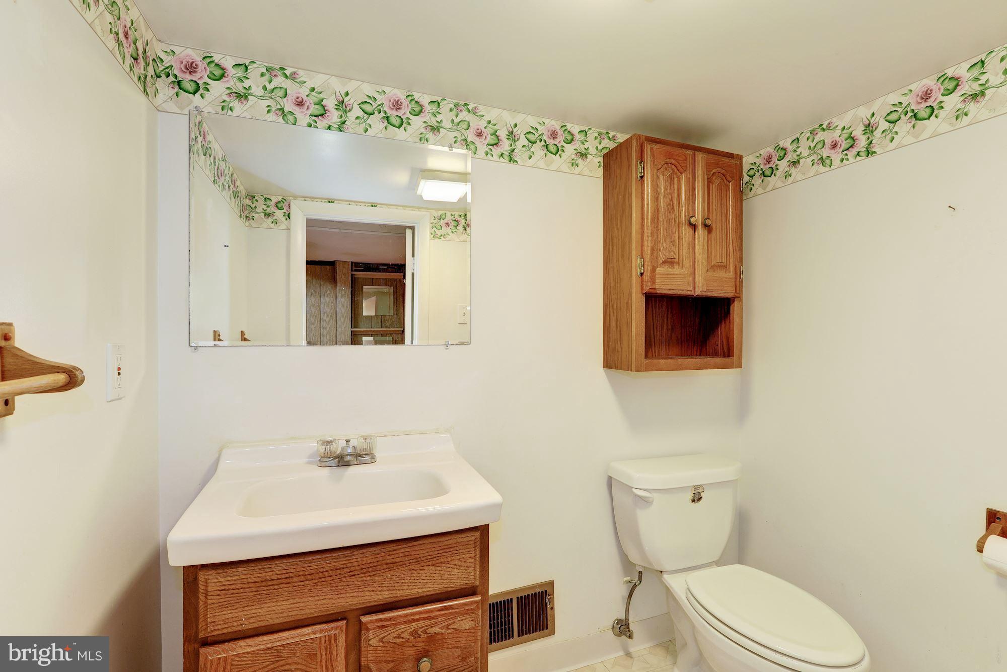 WHEATON WOODS - Residential