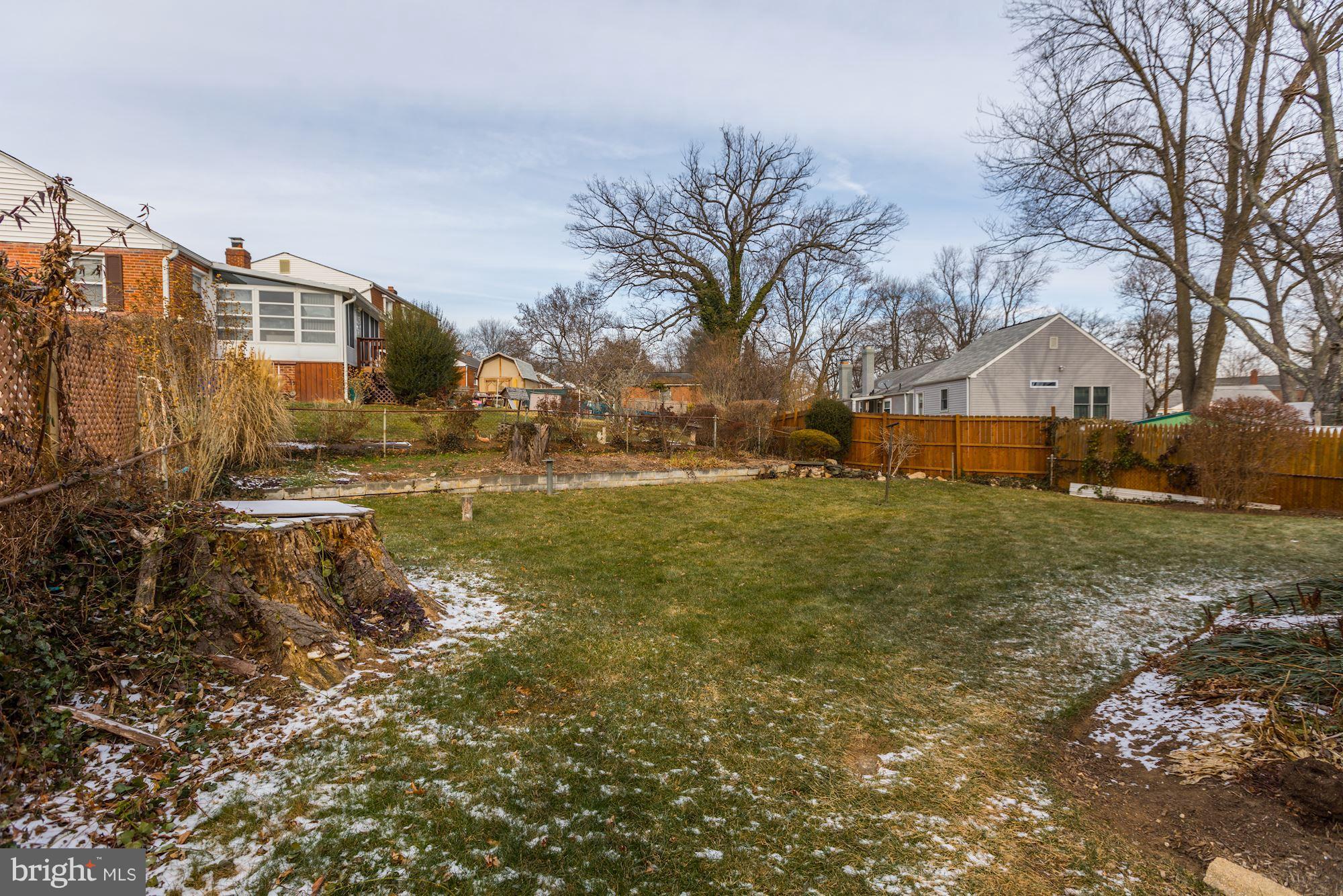 WHEATON WOODS - Residential