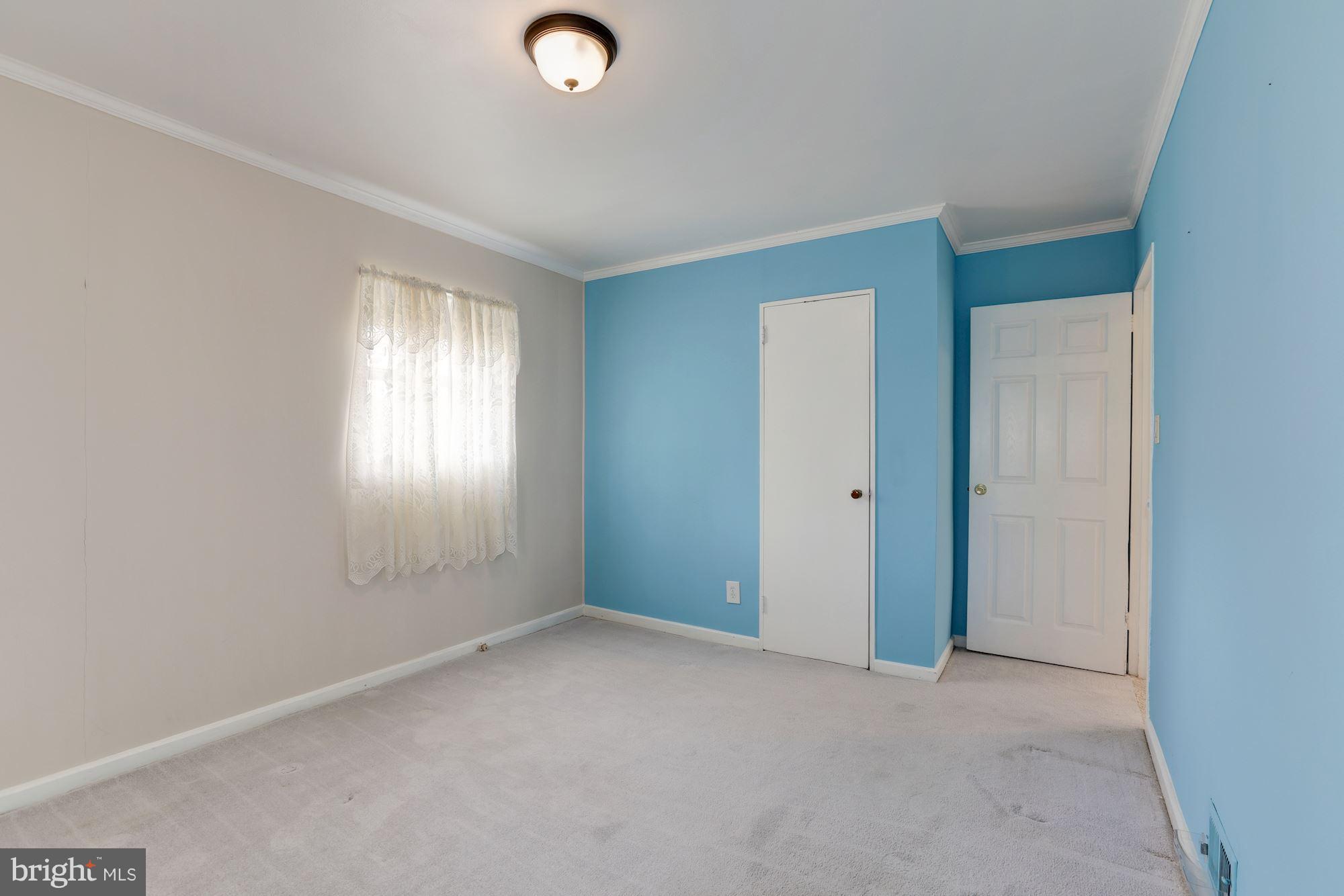 WHEATON WOODS - Residential