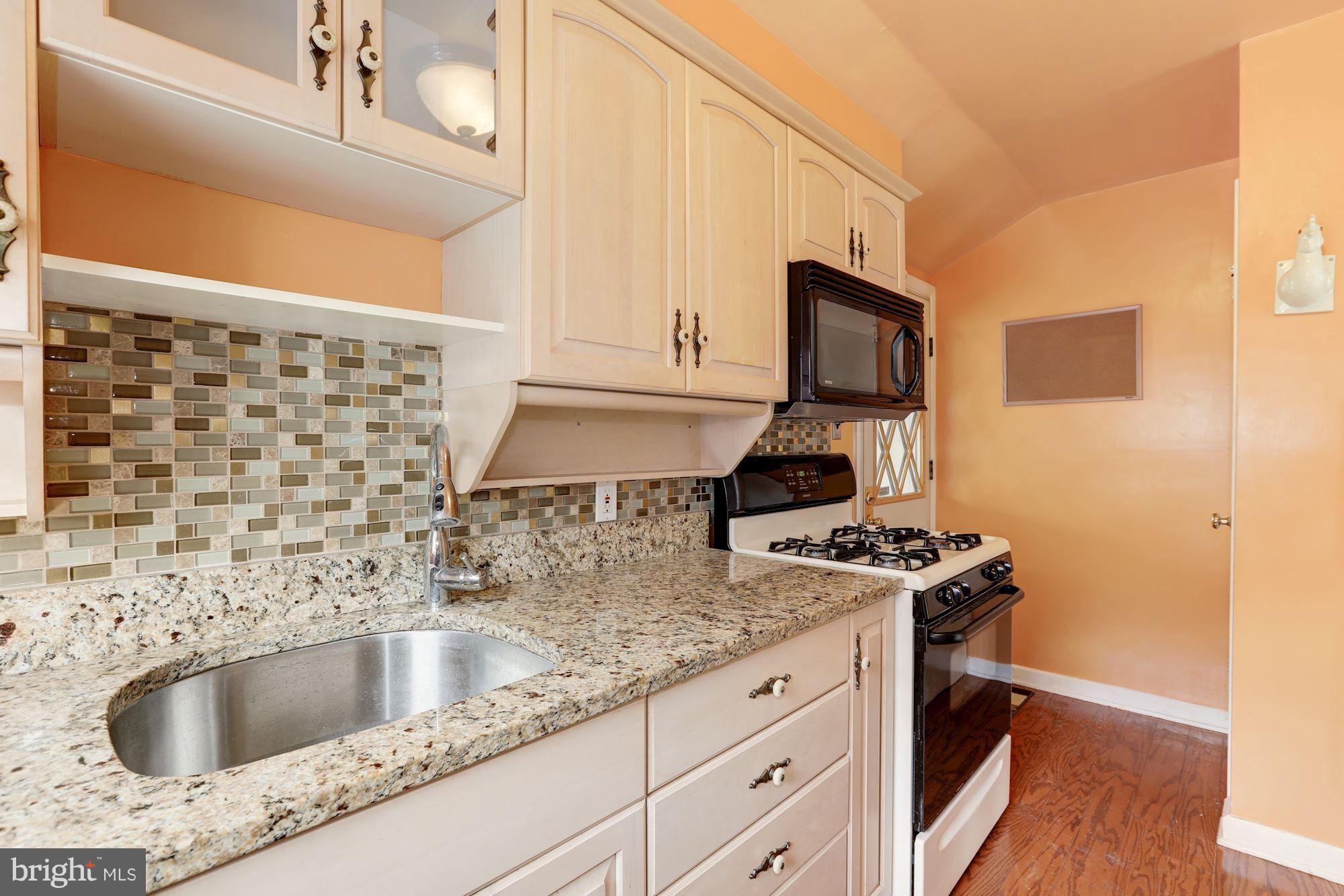 WHEATON WOODS - Residential