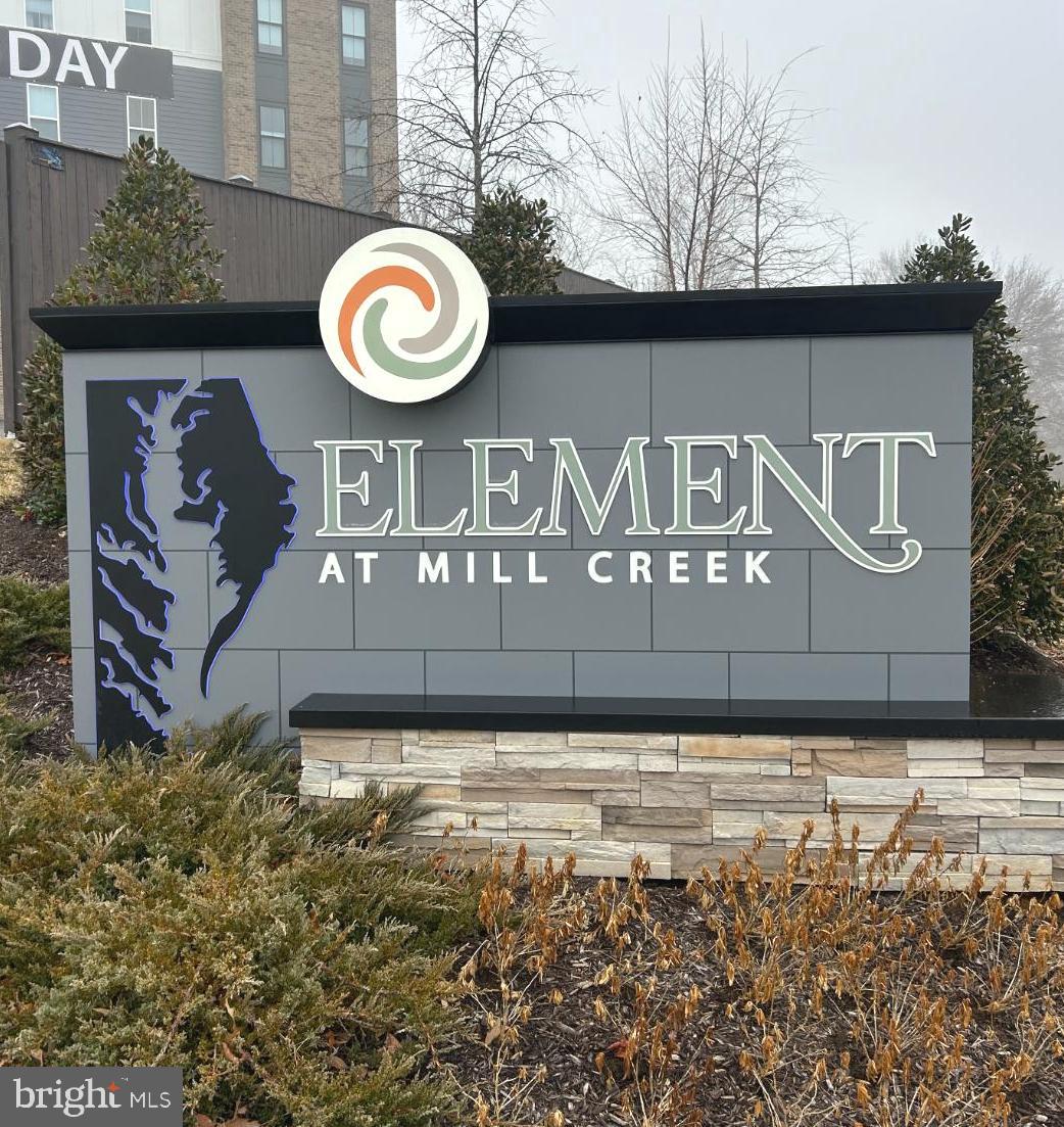 ELEMENT AT MILL CREEK - Residential