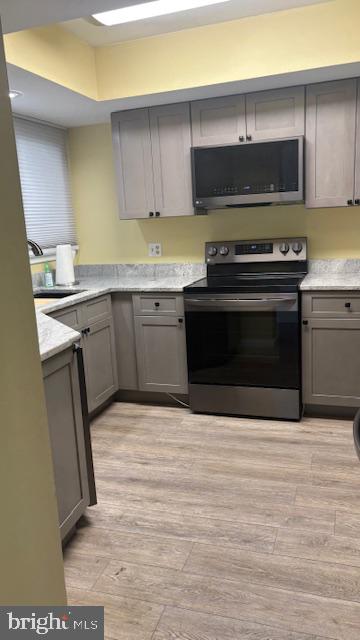 CREEKSIDE - Residential