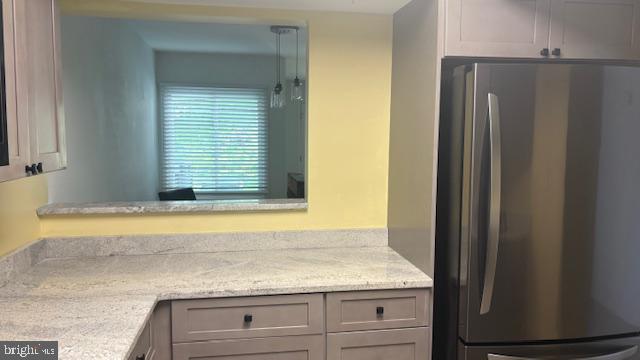 CREEKSIDE - Residential