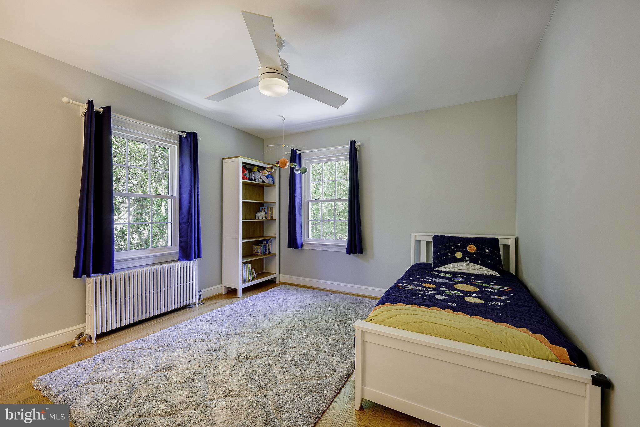 CHEVY CHASE HILLS - Residential