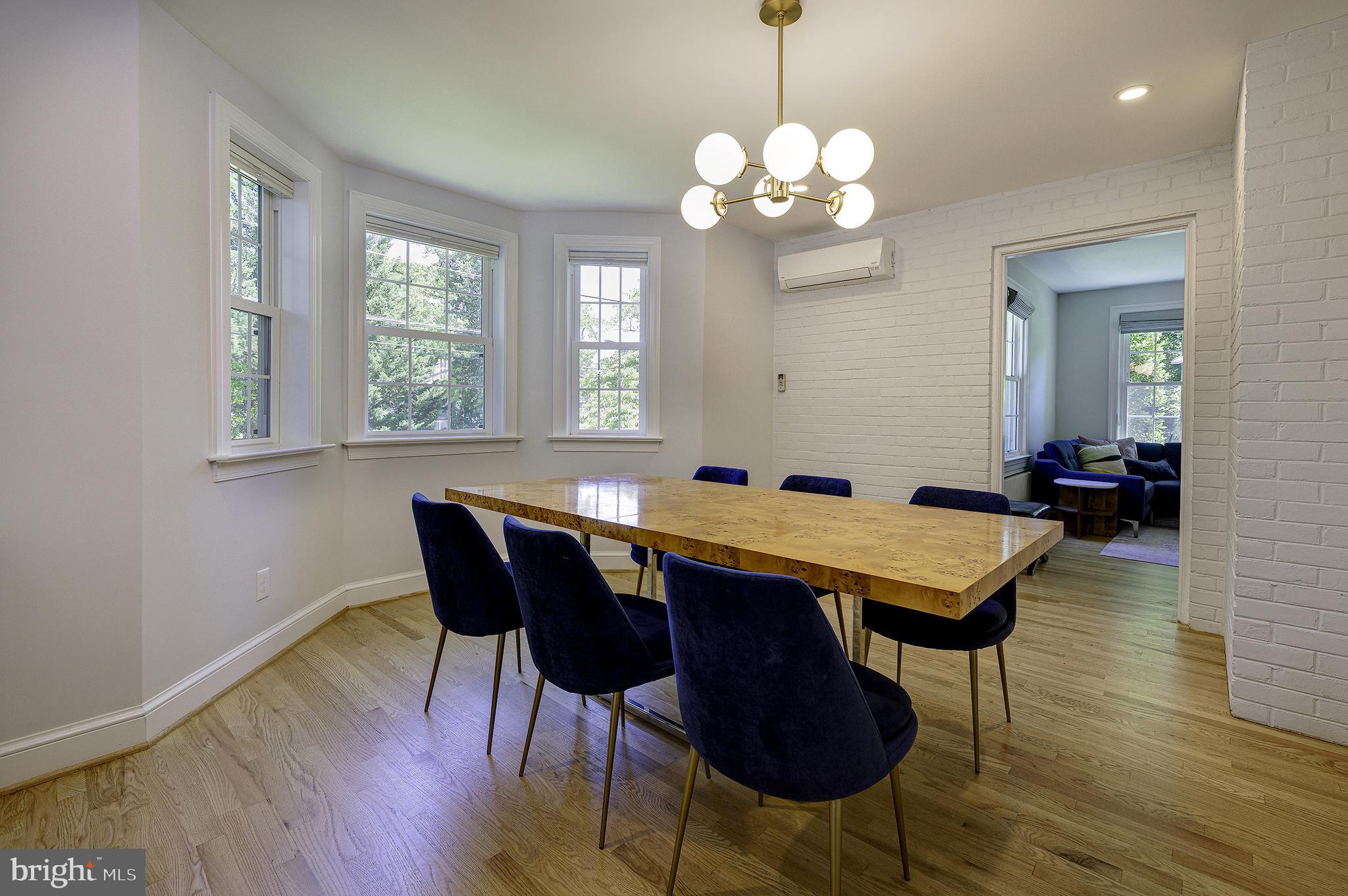 CHEVY CHASE HILLS - Residential