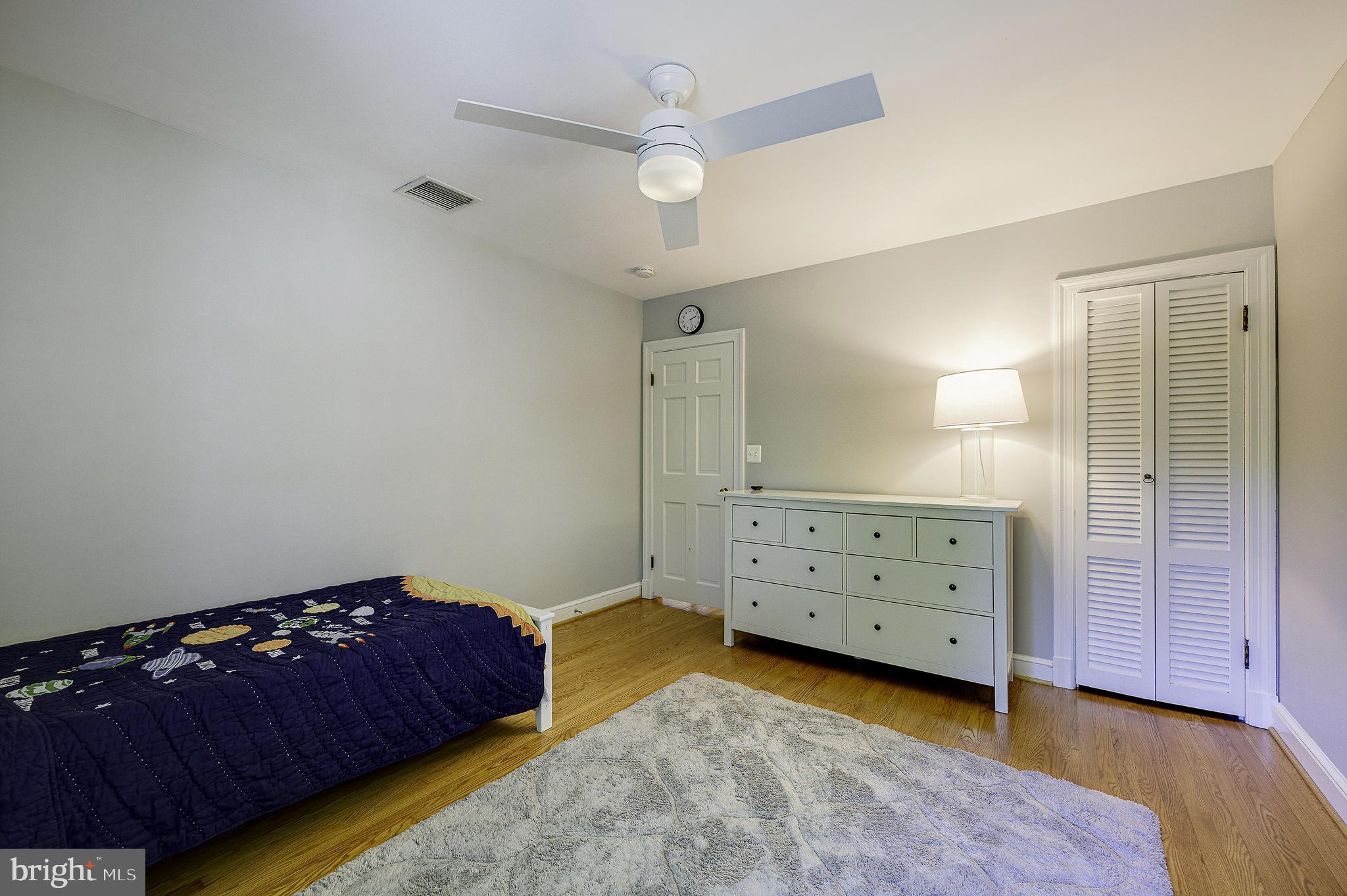 CHEVY CHASE HILLS - Residential