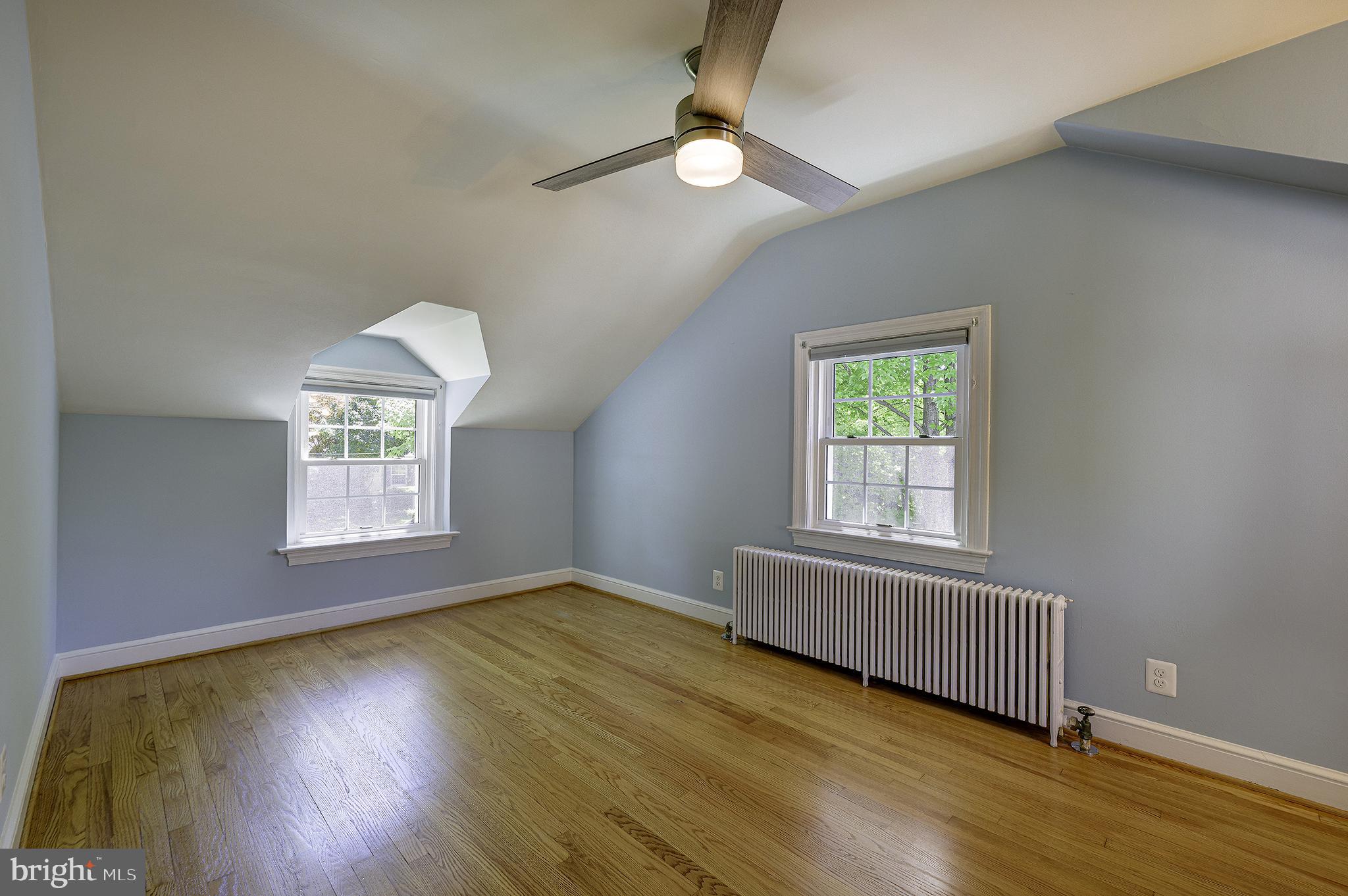 CHEVY CHASE HILLS - Residential